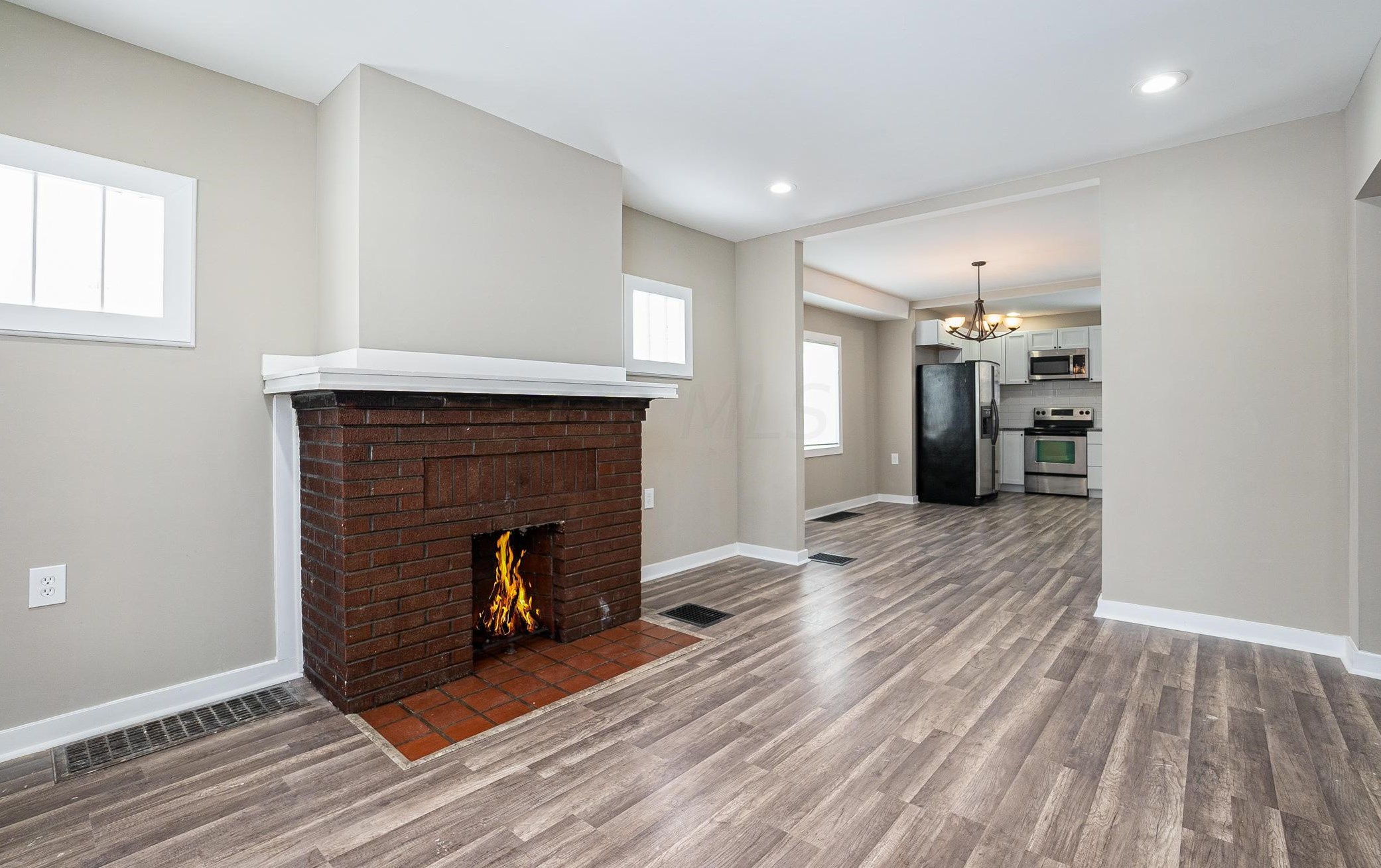 602 Oakley Ave, Columbus OH 43204-3757 exterior