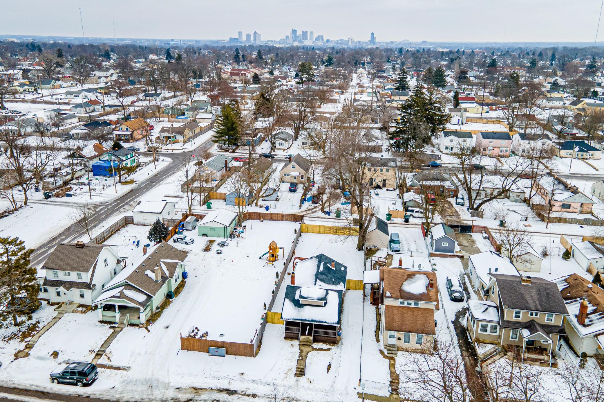 602 Oakley Ave, Columbus OH 43204-3757 exterior