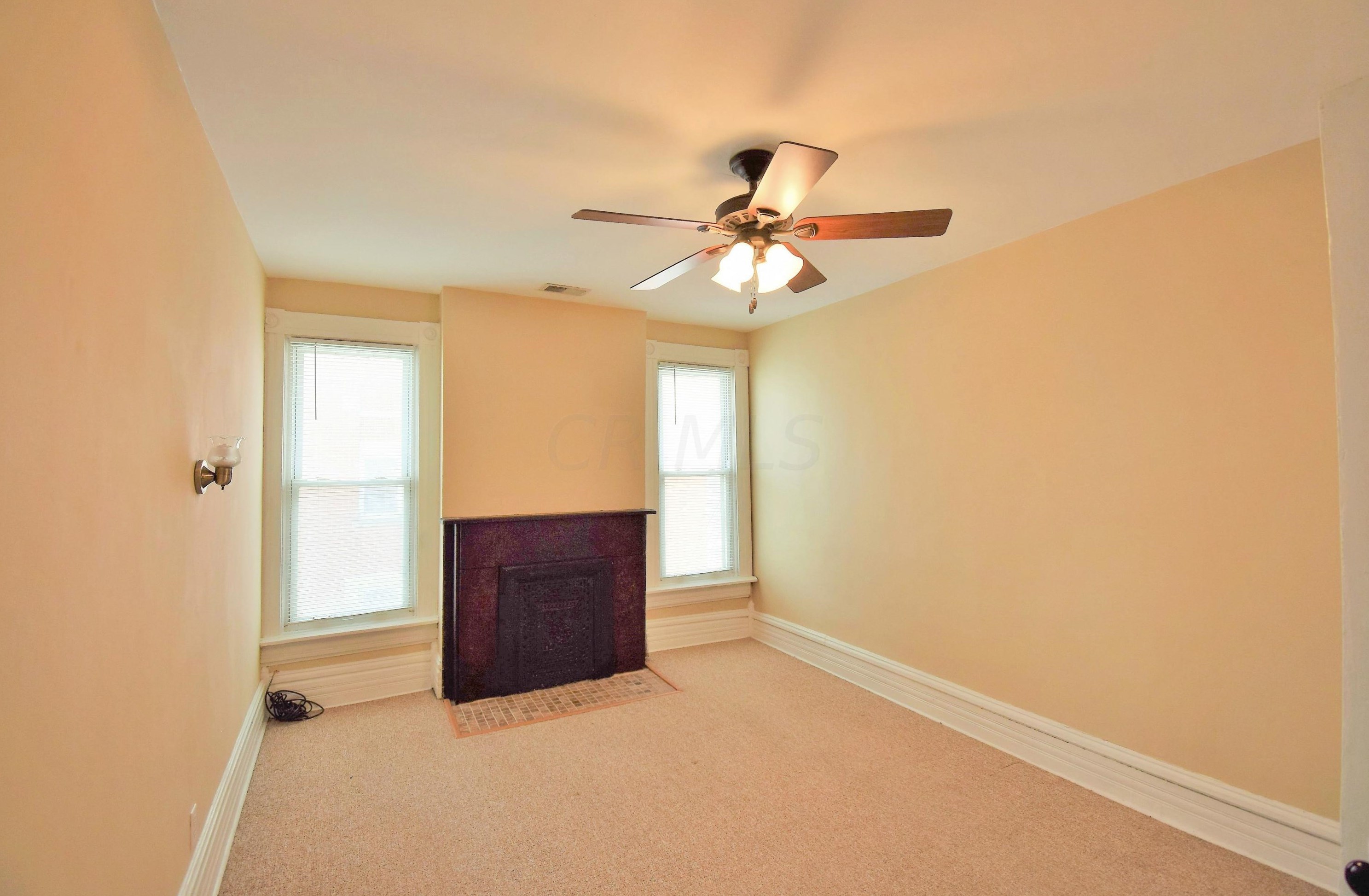 251 2 Ave, Columbus OH 43201-3663 exterior