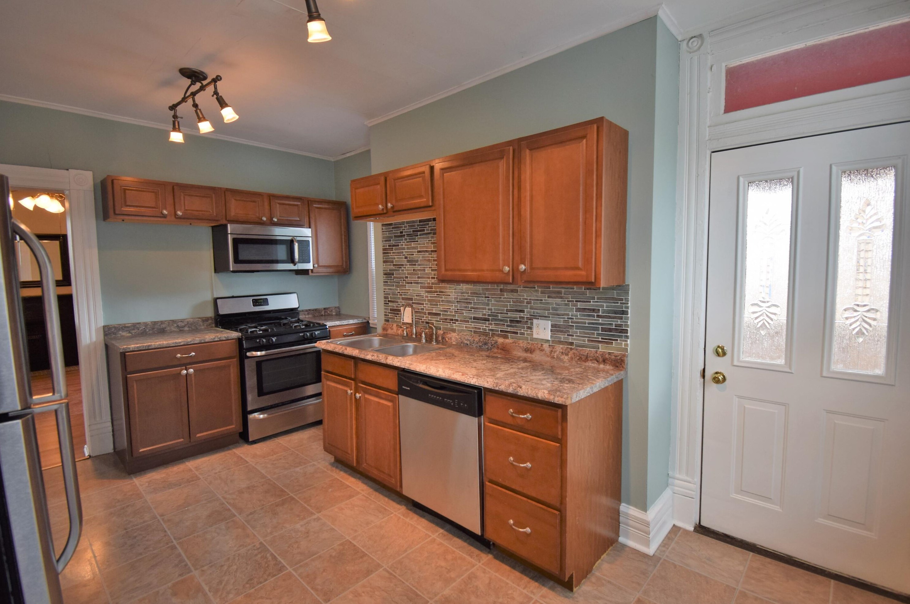 251 2 Ave, Columbus OH 43201-3663 exterior