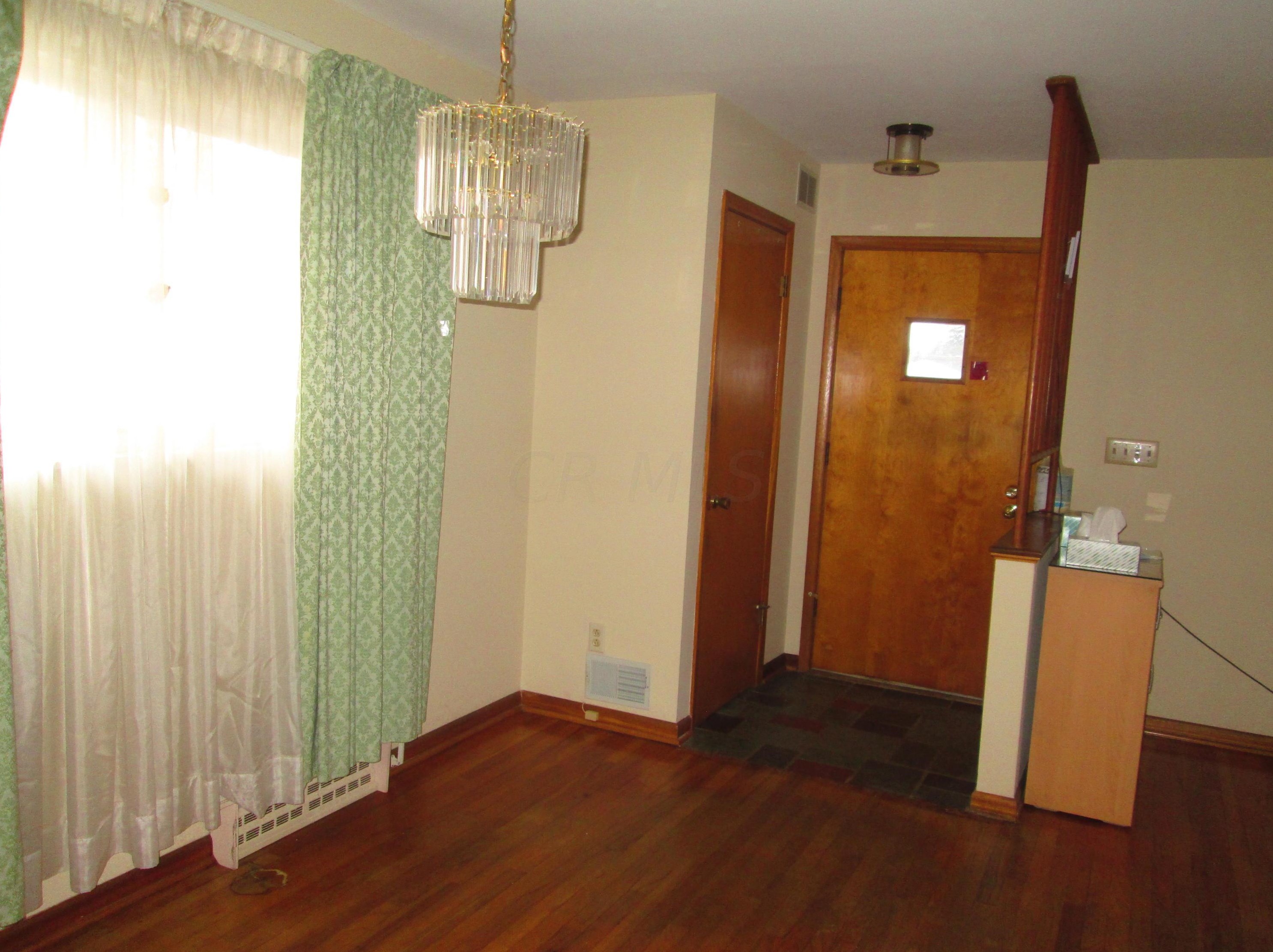 755 Bernhard Rd, Columbus OH 43213-1937 exterior