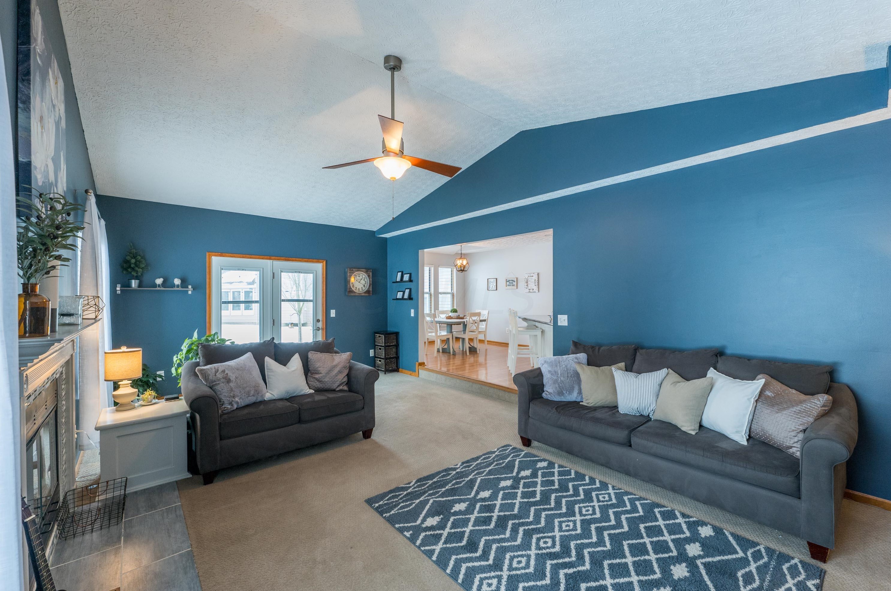 945 Leaflock Ct, Columbus OH exterior