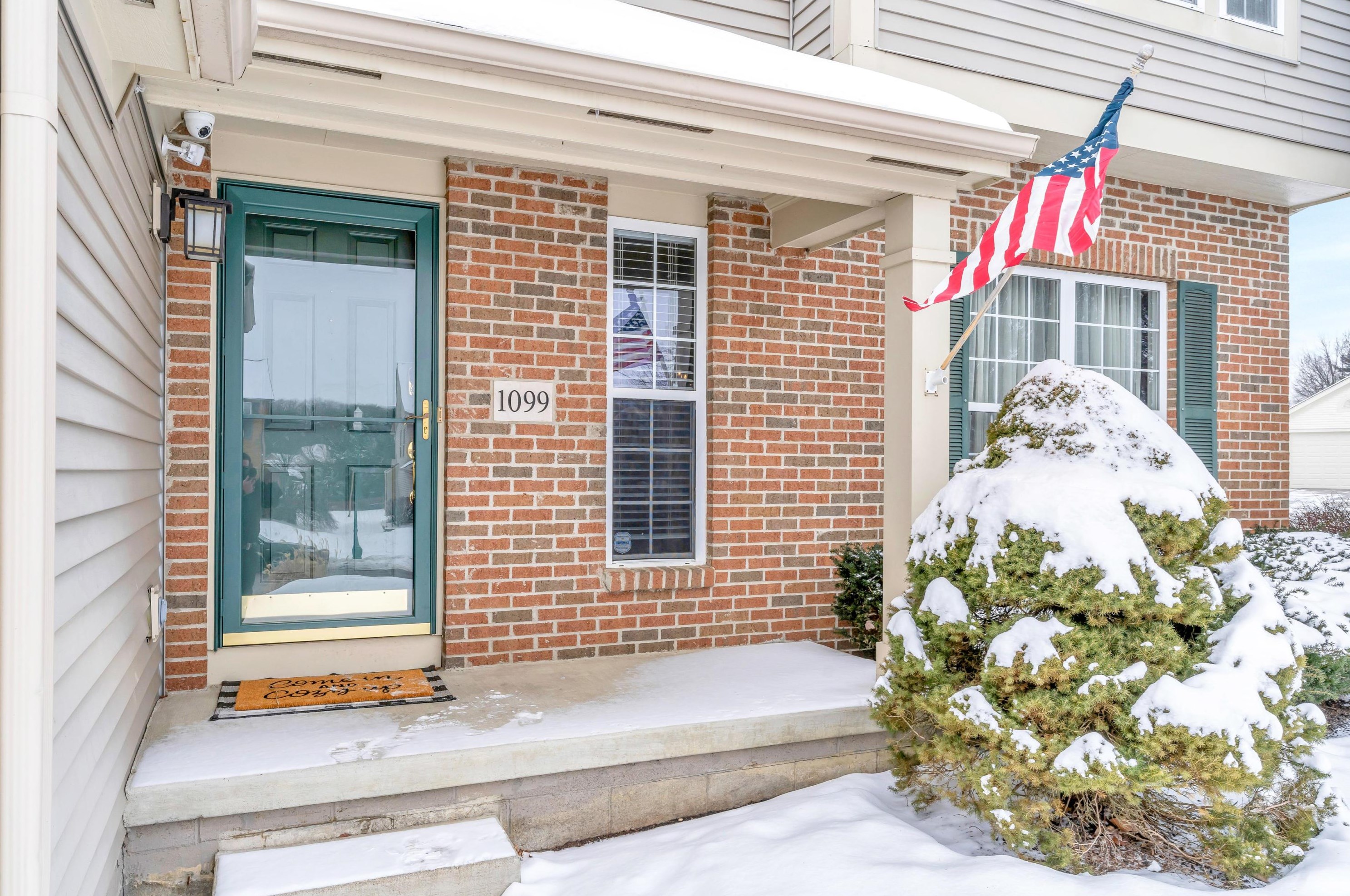 1099 Caroway Blvd, Columbus OH 43230-3217 exterior