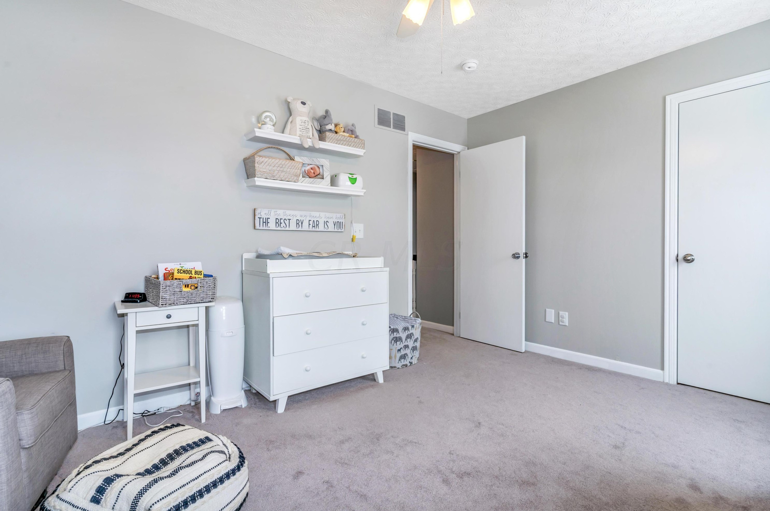 1099 Caroway Blvd, Columbus OH 43230-3217 exterior