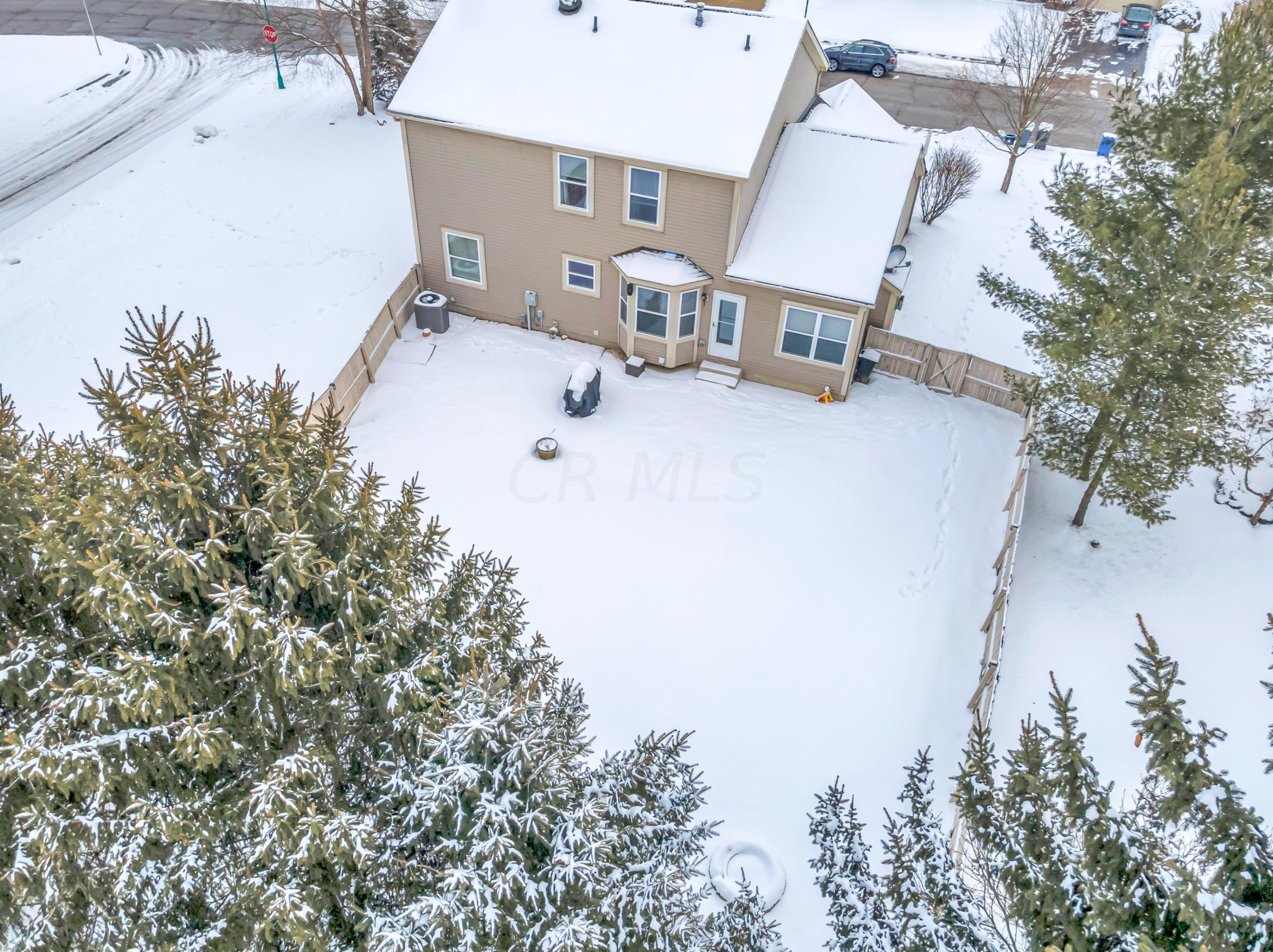 1099 Caroway Blvd, Columbus OH 43230-3217 exterior