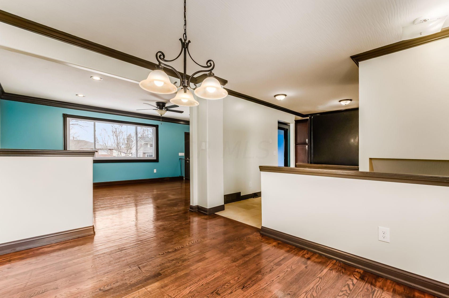 1491 Cottonwood Dr, Columbus OH 43229-4308 exterior