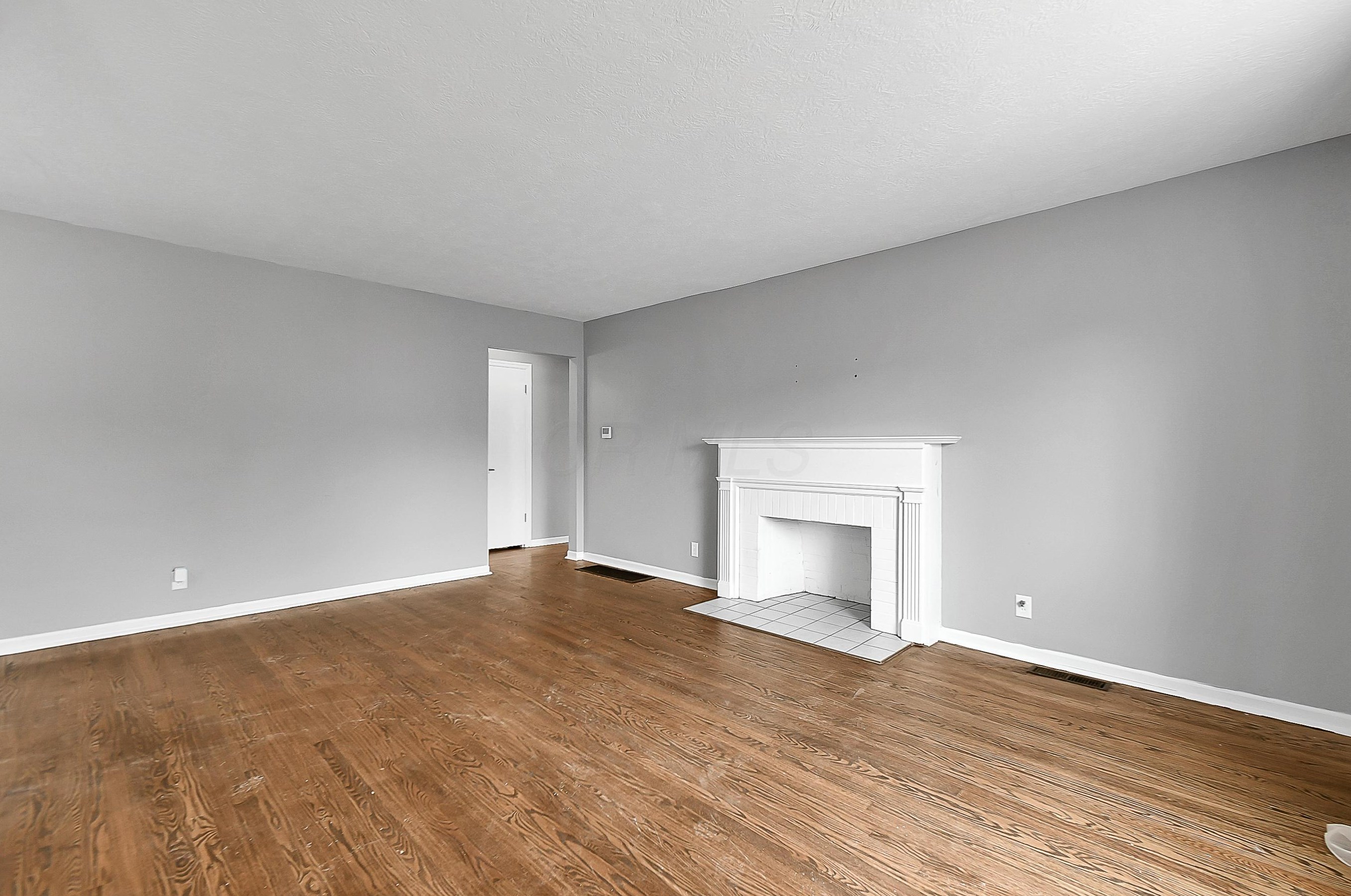 914 Chestershire Rd, Columbus OH 43204-2328 exterior