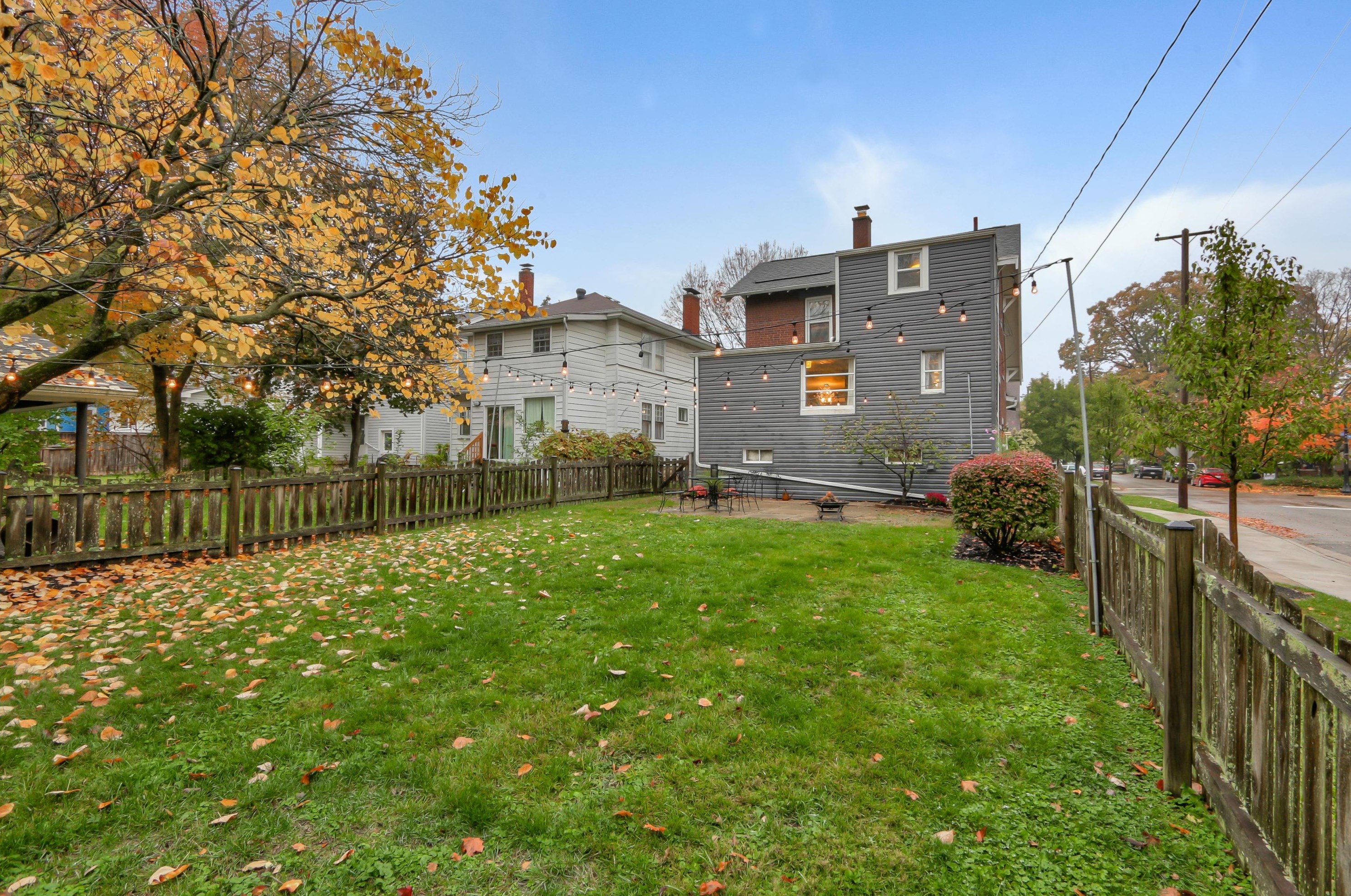 1407 Mulford Rd, Columbus OH 43212-3403 exterior