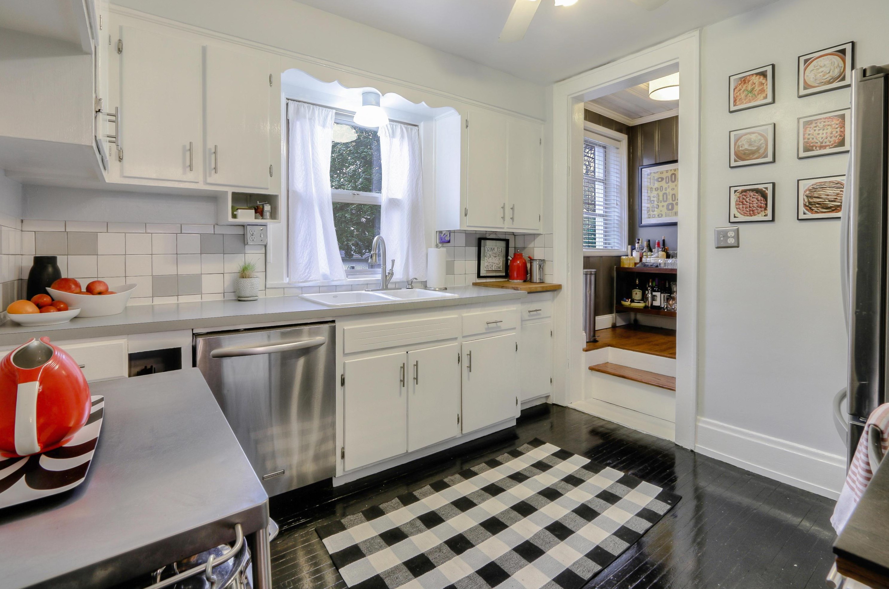 1407 Mulford Rd, Columbus OH 43212-3403 exterior