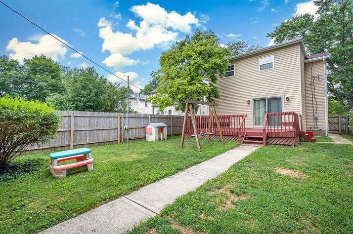 946 Roosevelt Ave, Columbus OH 43209-7507 exterior