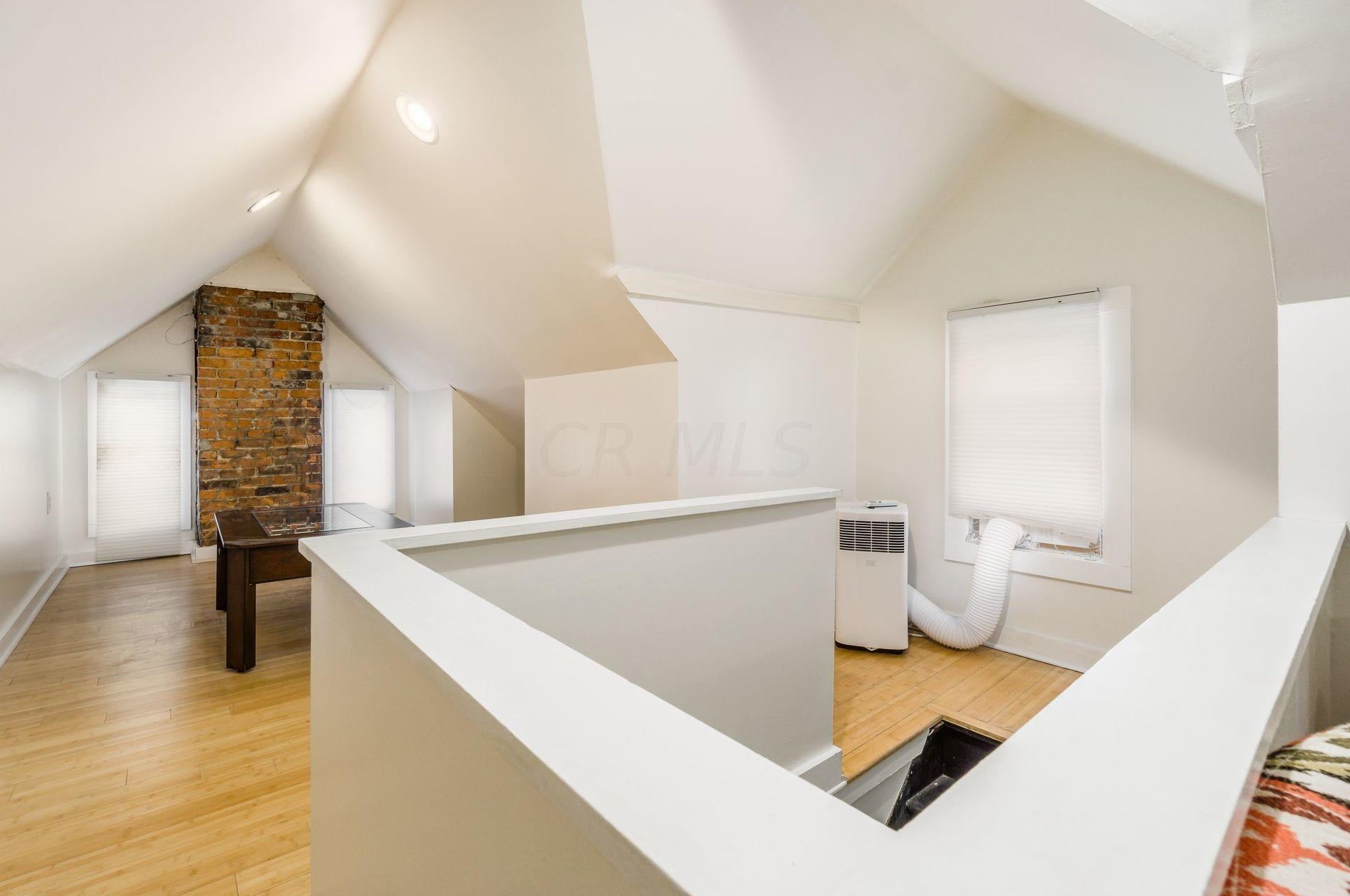 201 Whittier St, Columbus OH 43206-1783 exterior