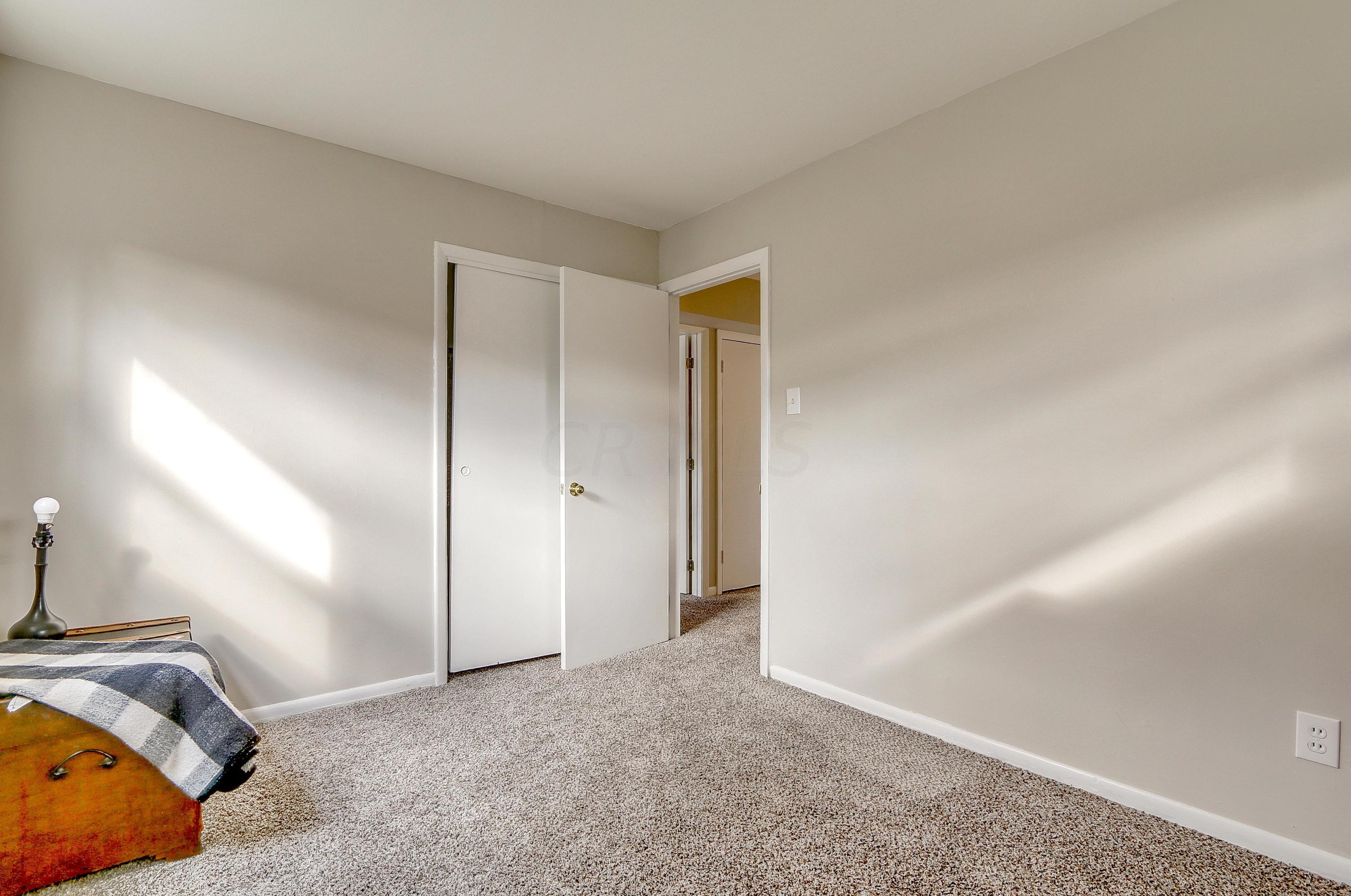 1450 Blaine Dr, Columbus OH exterior