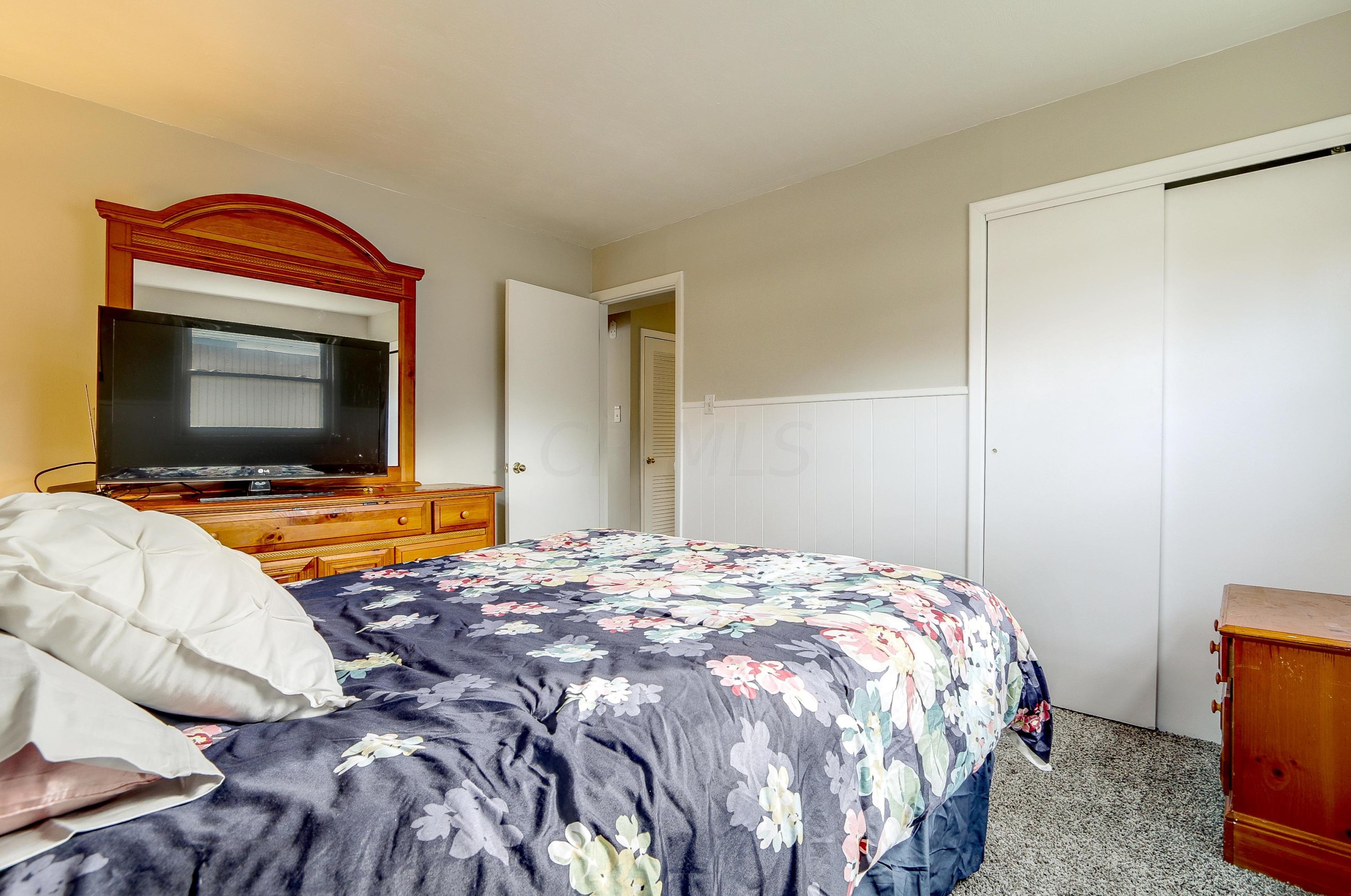 1450 Blaine Dr, Columbus OH exterior