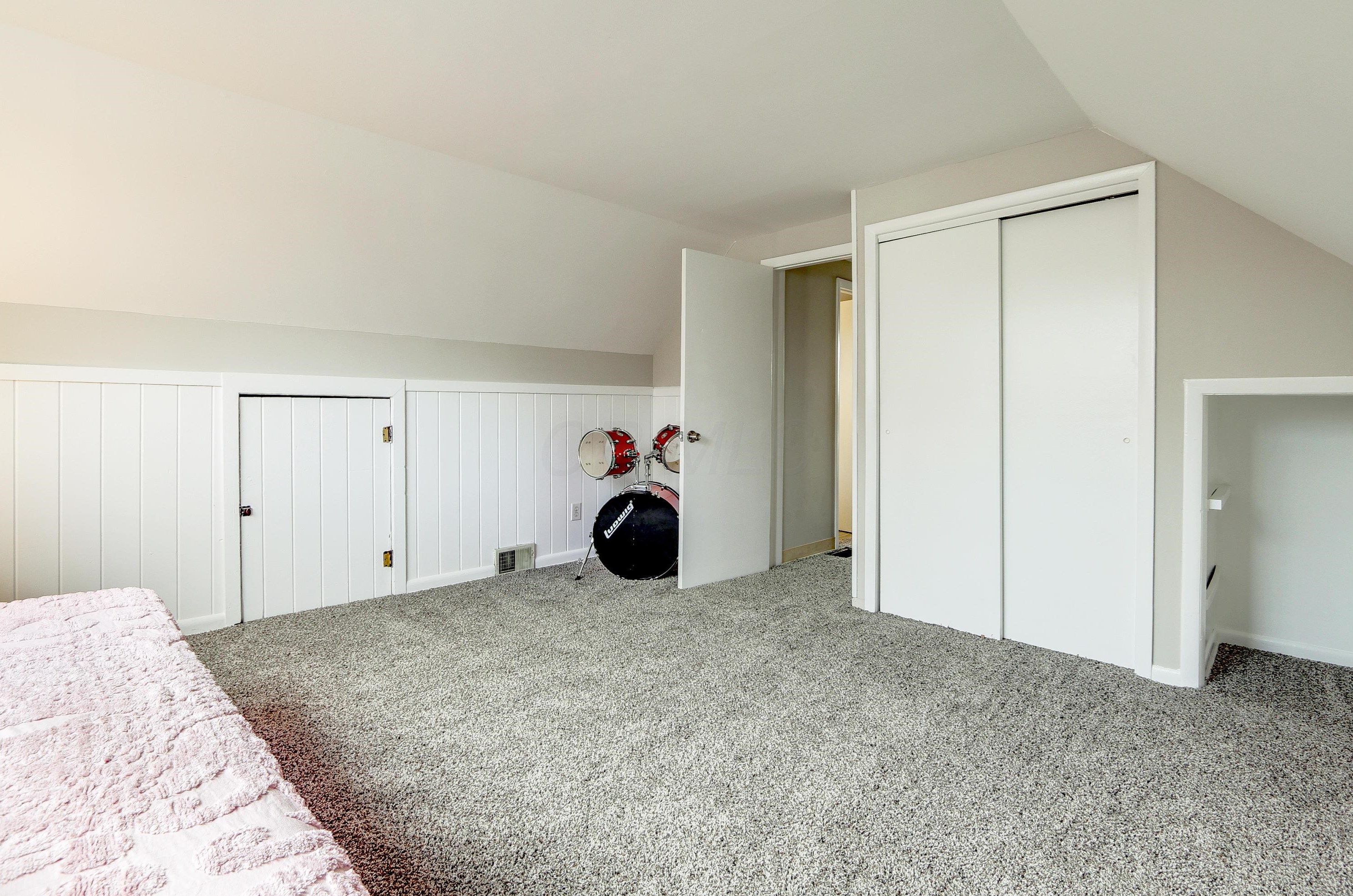 1450 Blaine Dr, Columbus OH exterior