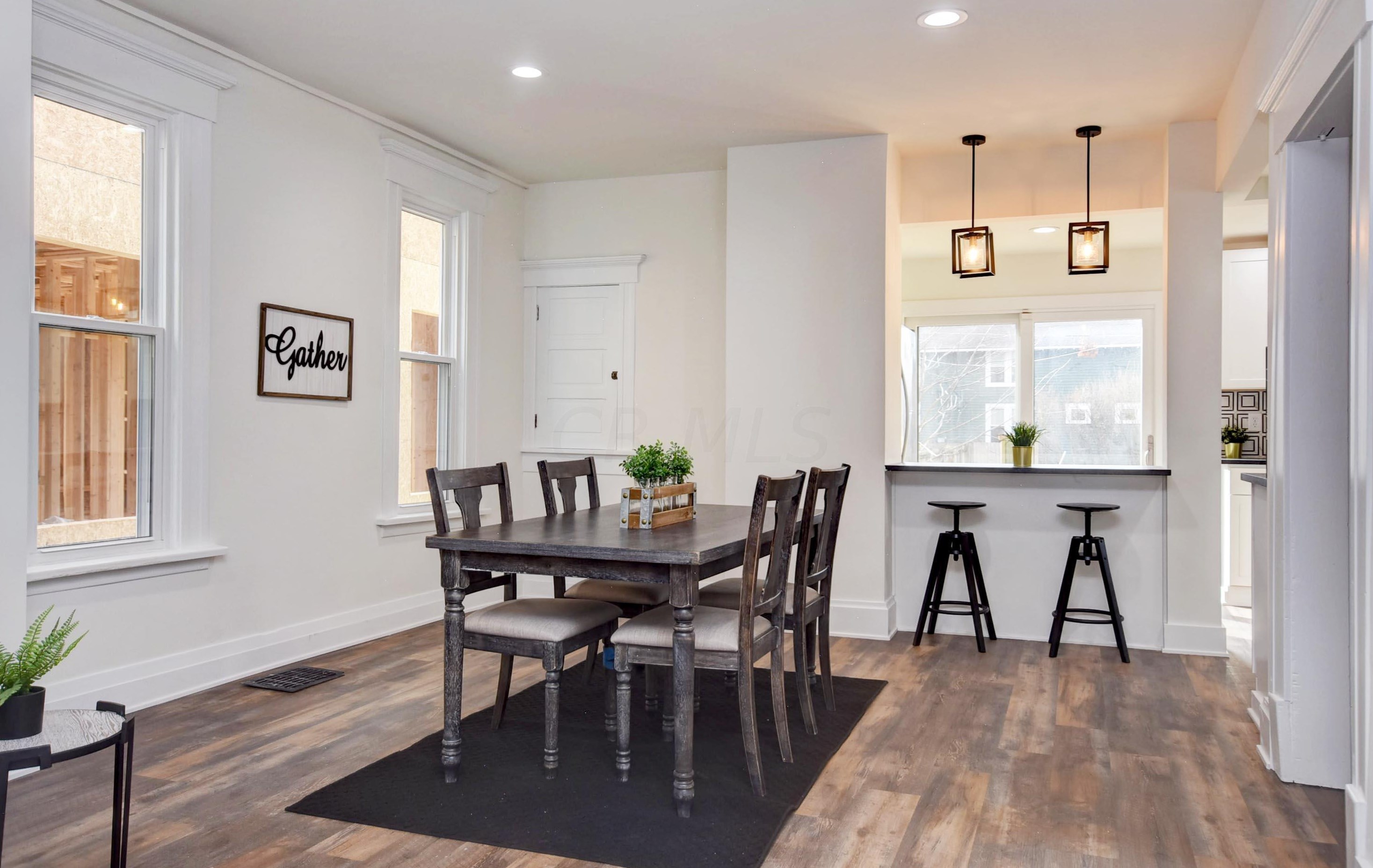 61 Welch Ave, Columbus OH 43207-2008 exterior