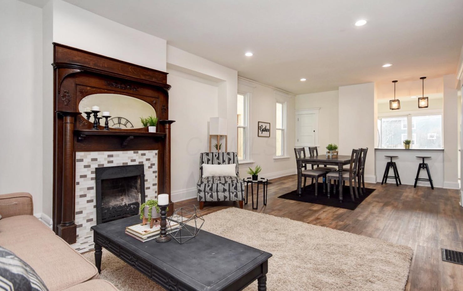 61 Welch Ave, Columbus OH 43207-2008 exterior