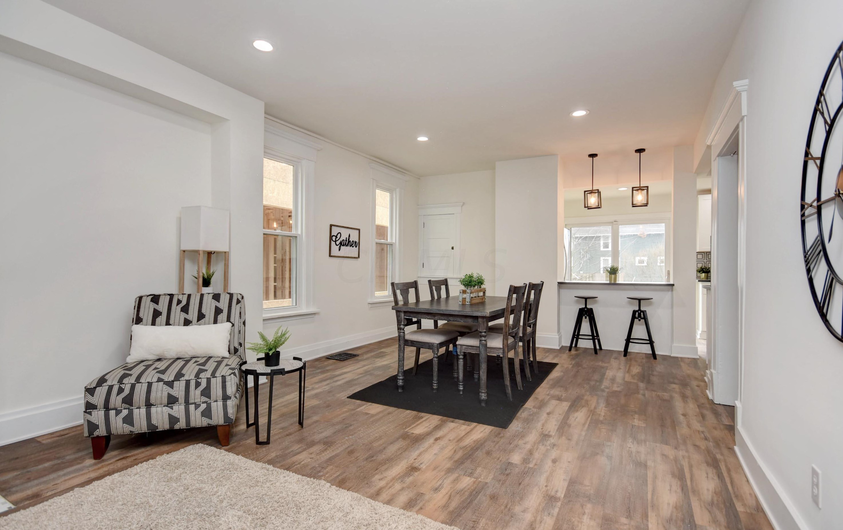 61 Welch Ave, Columbus OH 43207-2008 exterior