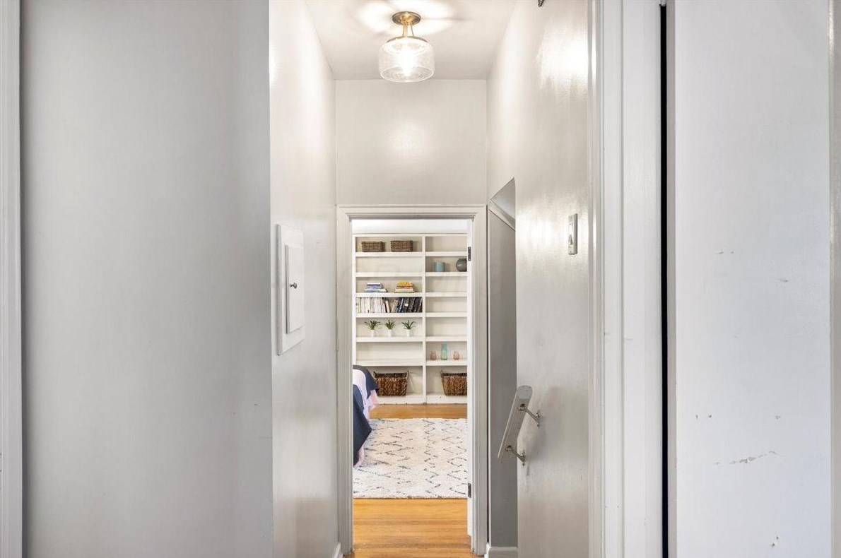 226 Kellner Rd, Columbus OH 43209-1531 exterior