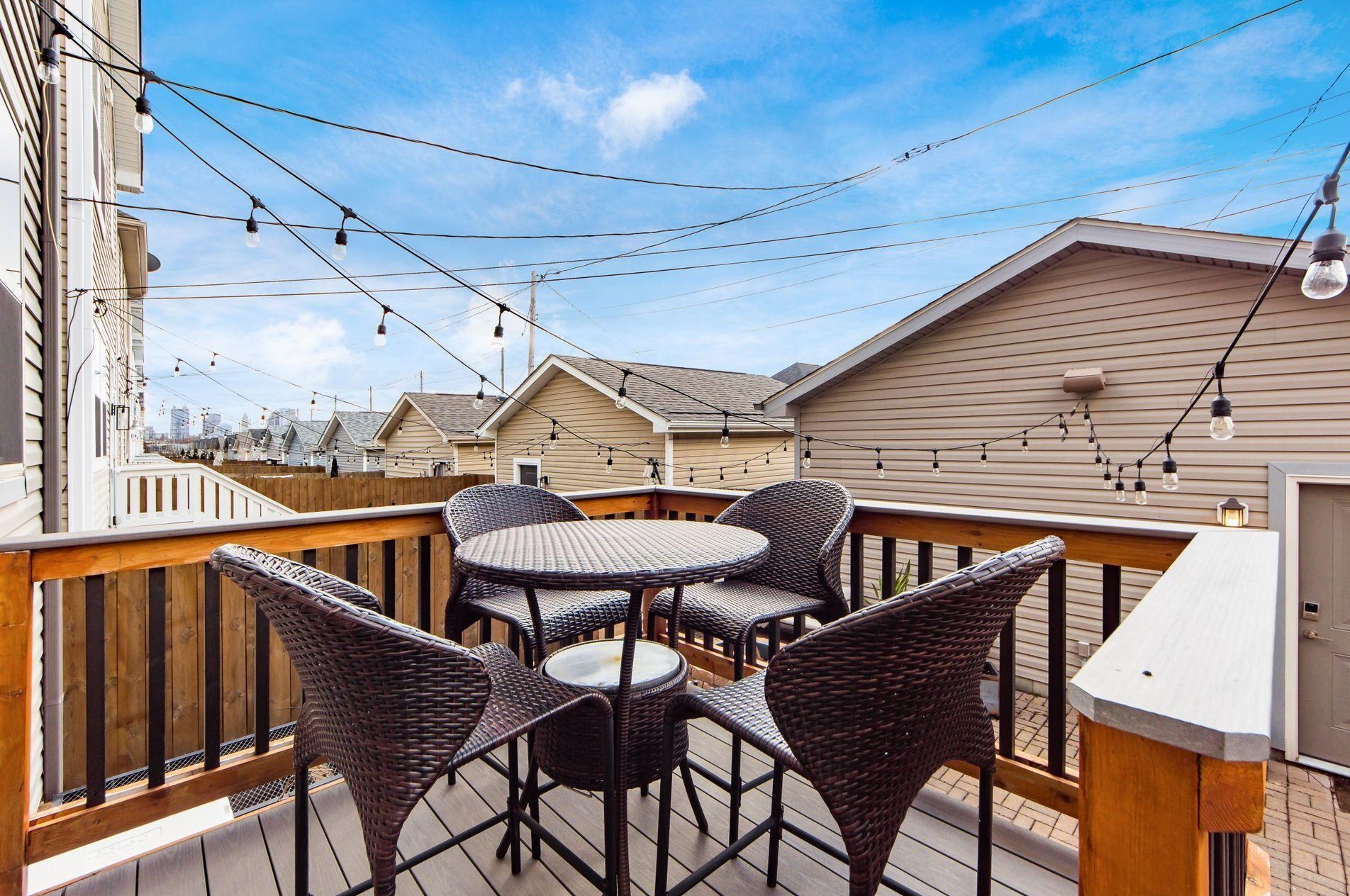 1355 Grant Ave, Columbus OH 43201-2512 exterior