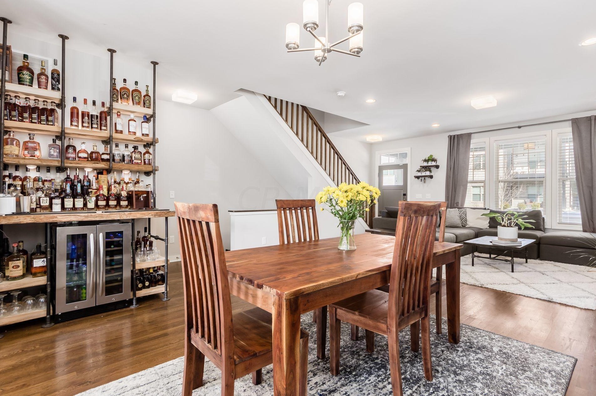 1355 Grant Ave, Columbus OH 43201-2512 exterior