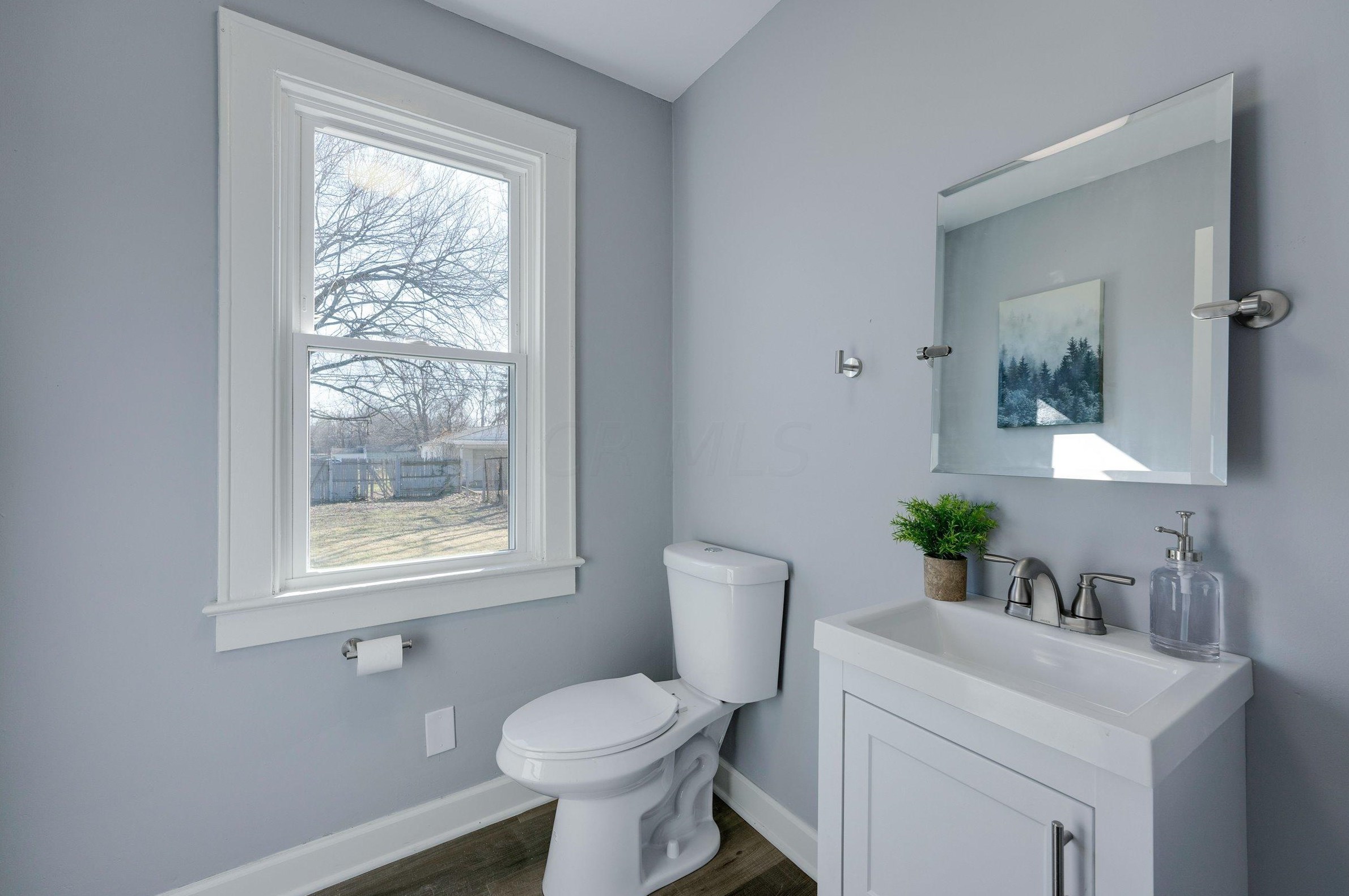 1004 Bulen Ave, Columbus OH 43206-1808 exterior