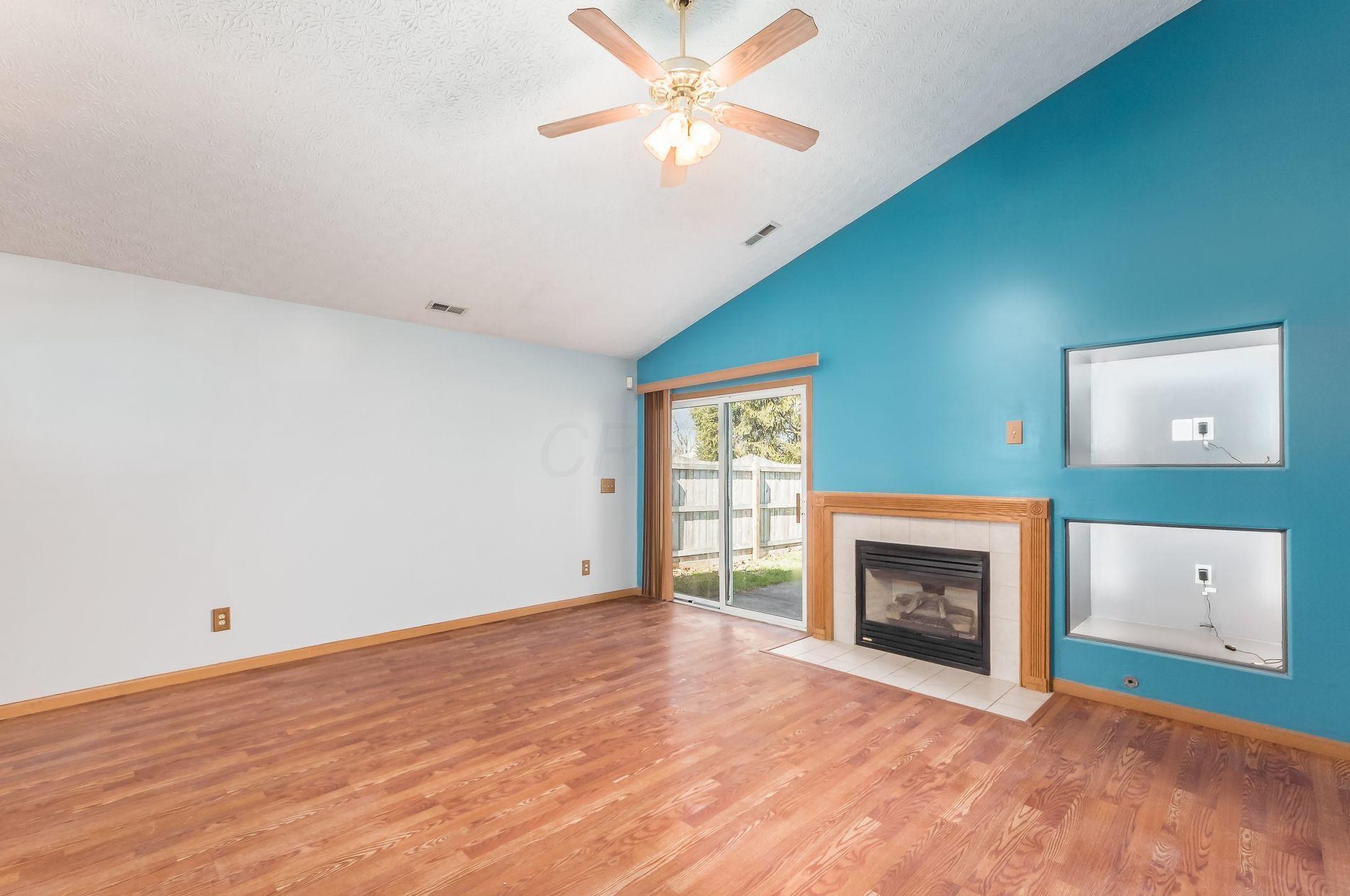 2272 Northtowne Pl, Columbus OH 43229-6690 exterior