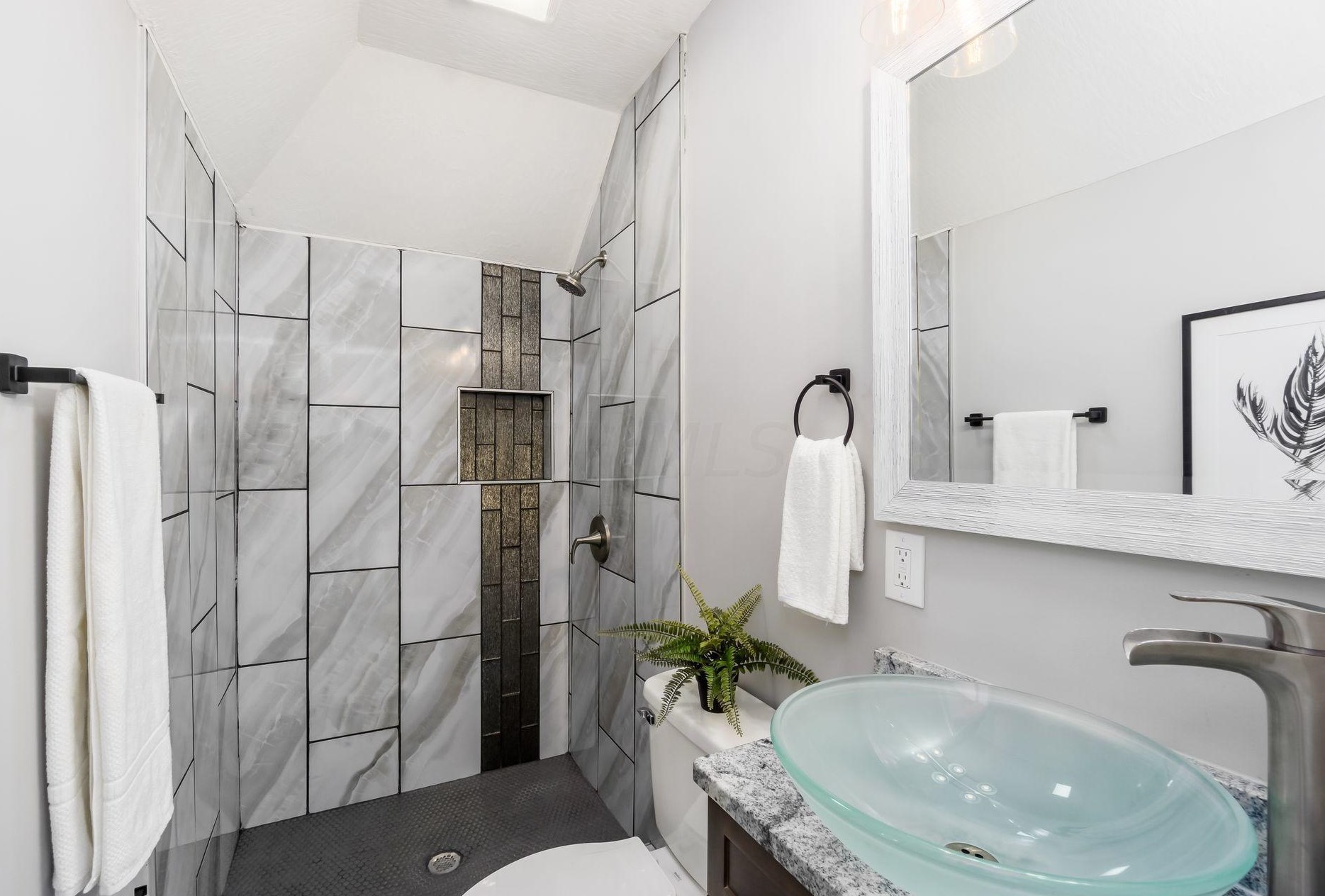 863 Heyl Ave, Columbus OH 43206-2434 exterior