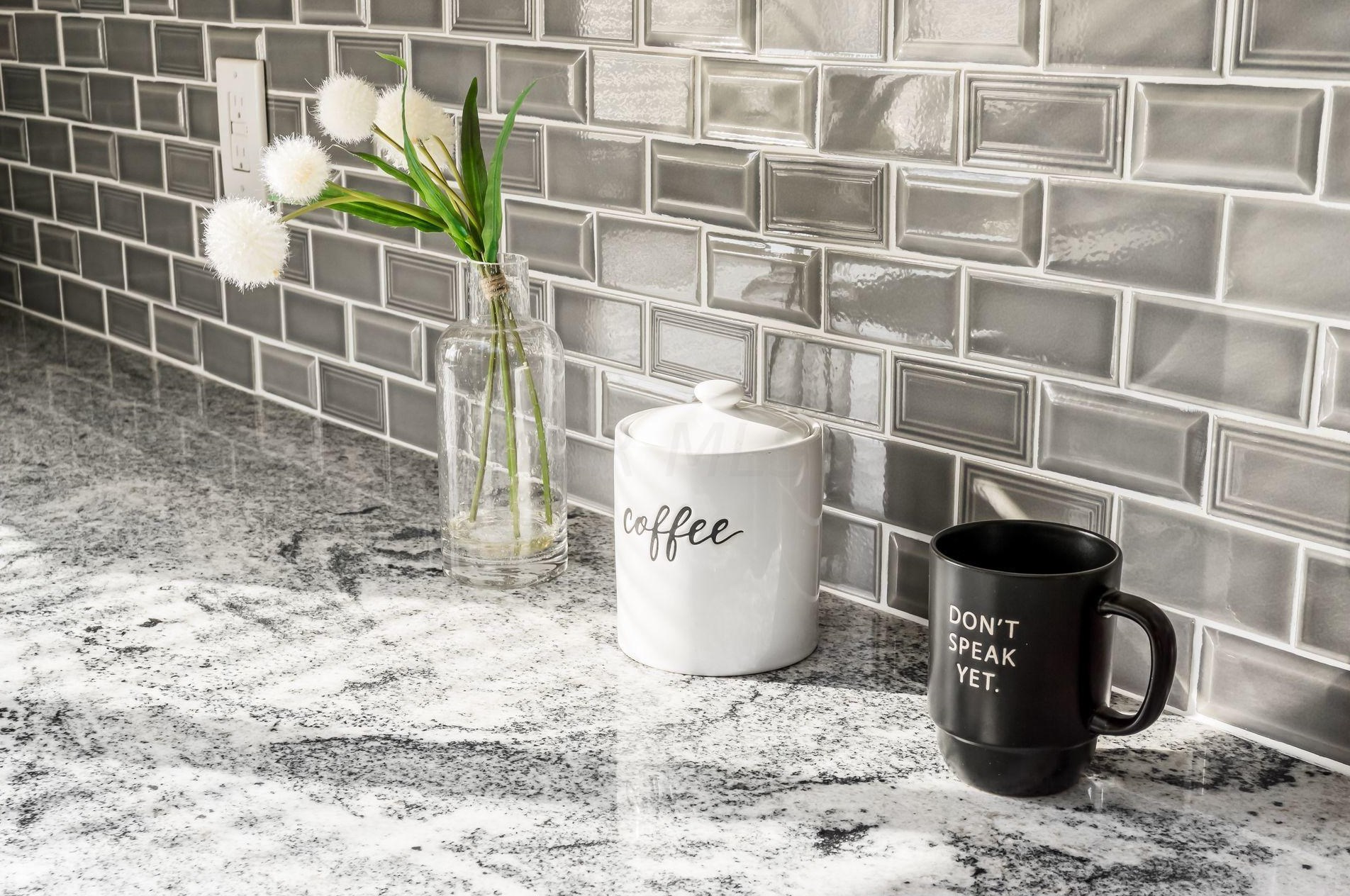 863 Heyl Ave, Columbus OH 43206-2434 exterior