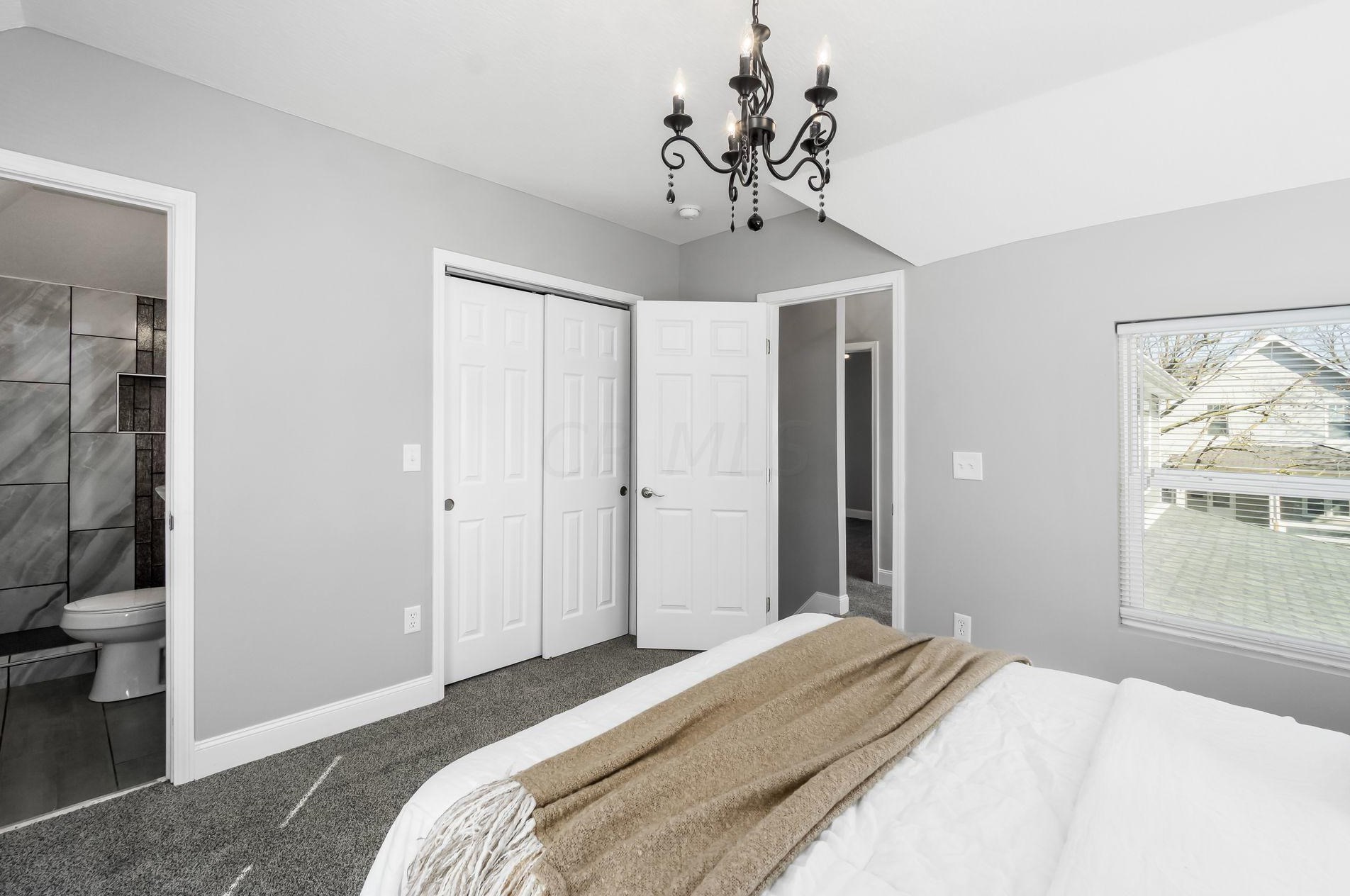 863 Heyl Ave, Columbus OH 43206-2434 exterior