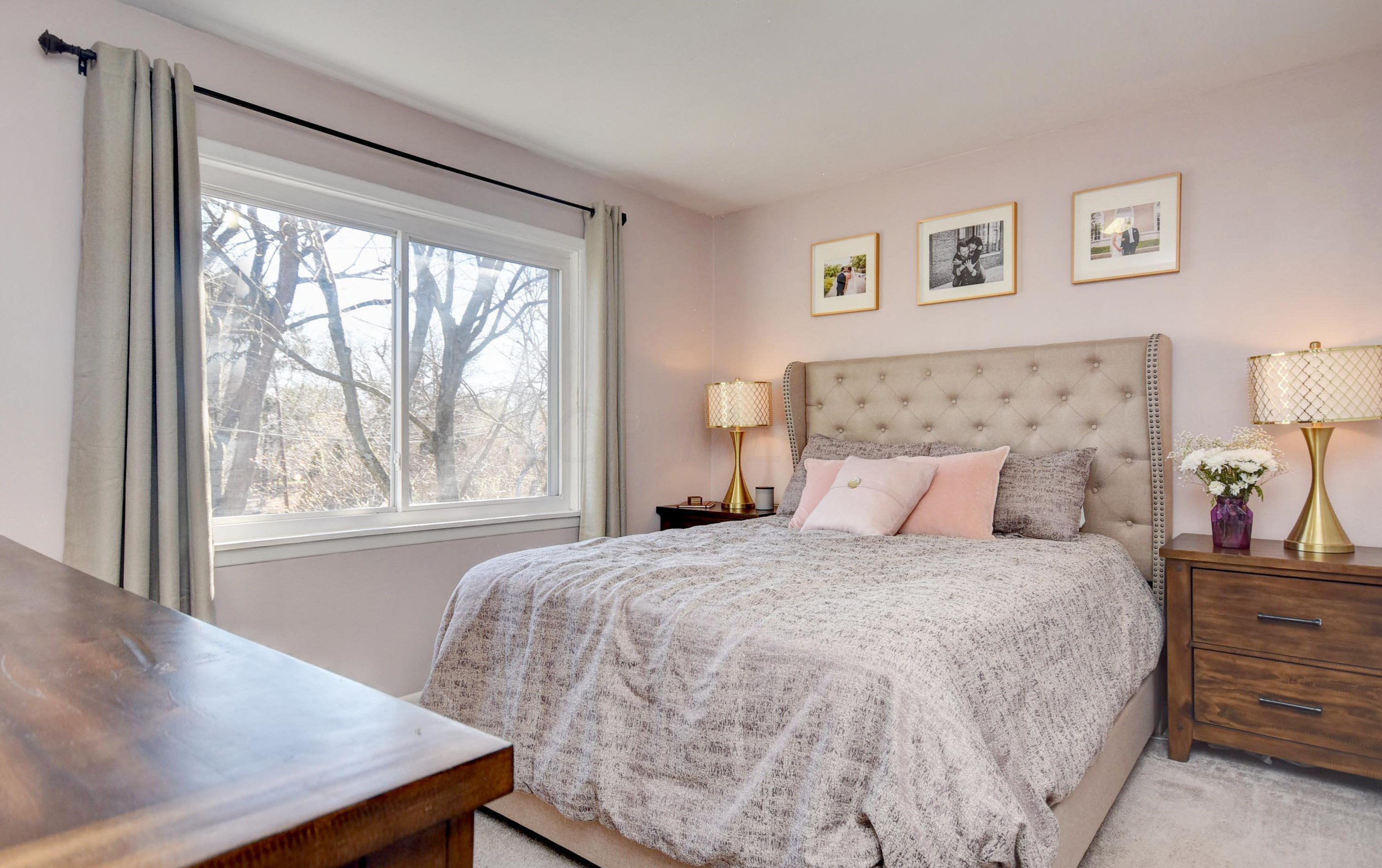 975 Caniff Rd, Columbus OH 43221-1677 exterior