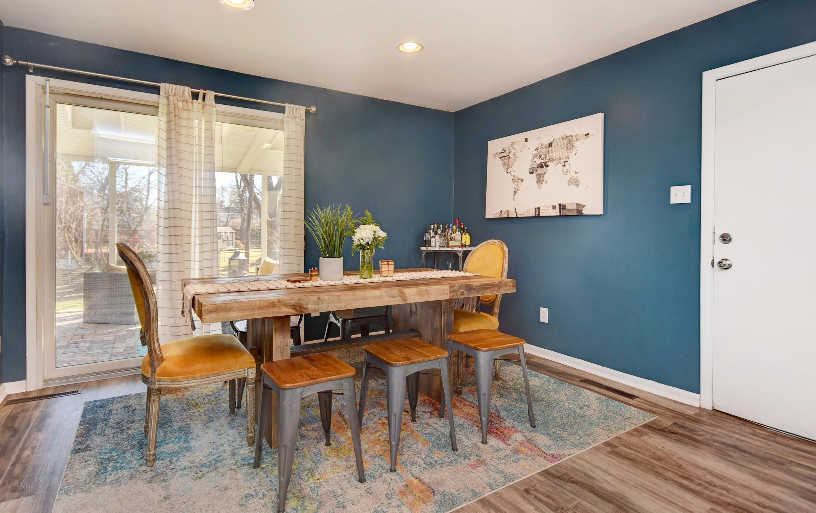 975 Caniff Rd, Columbus OH 43221-1677 exterior