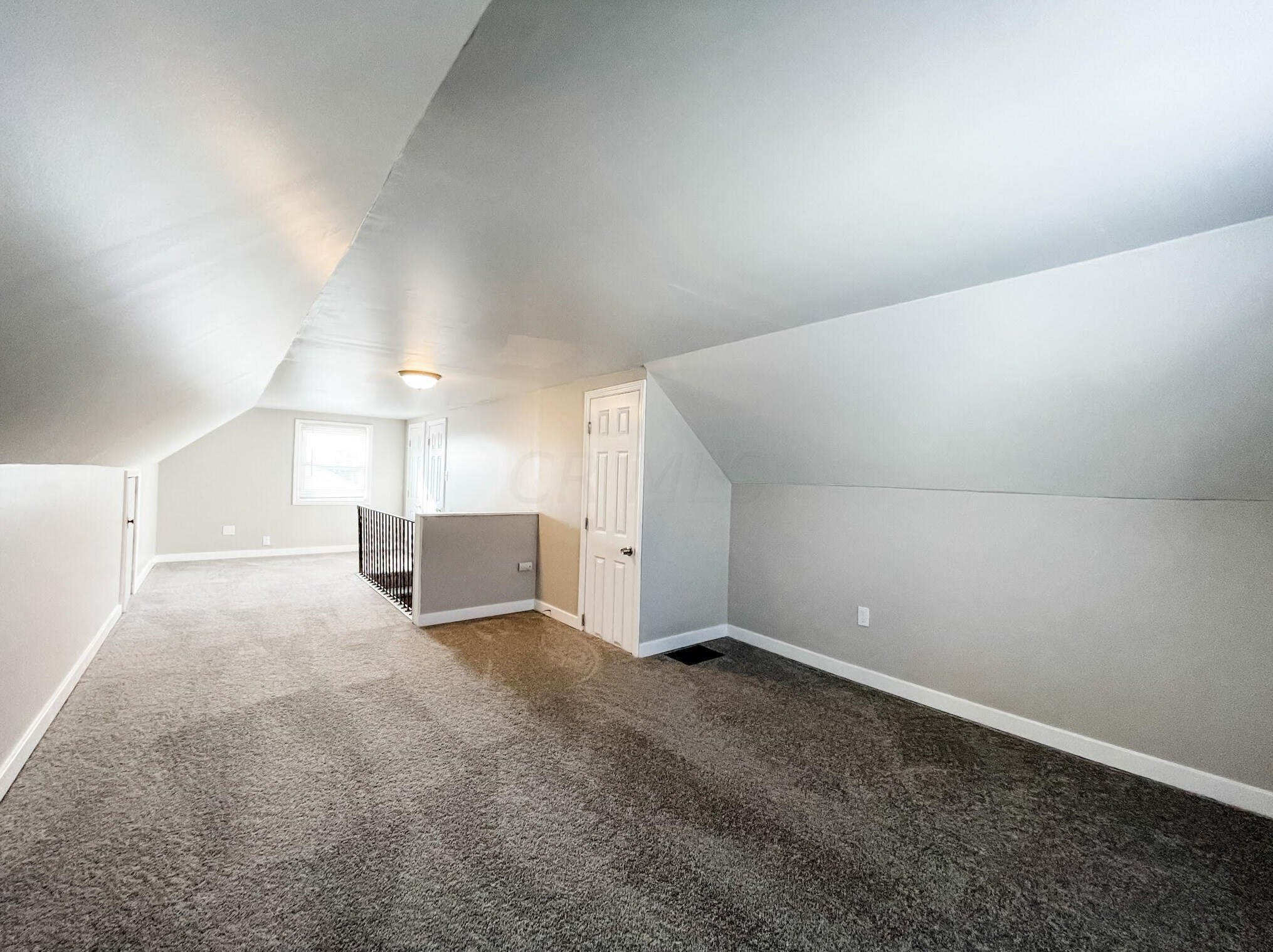 986 20 Ave, Columbus OH 43211-2466 exterior