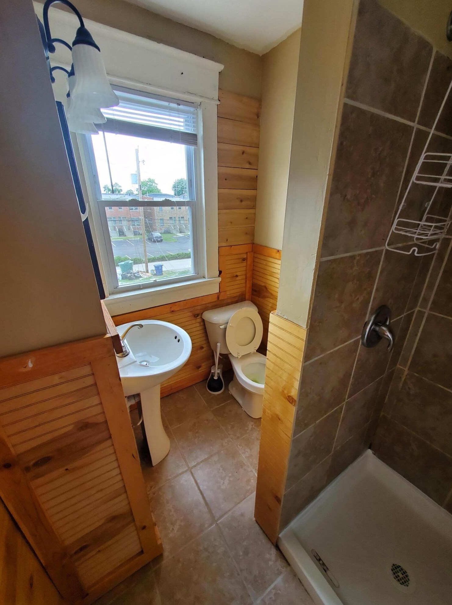 397 Chittenden Ave, Columbus OH 43201-4147 exterior