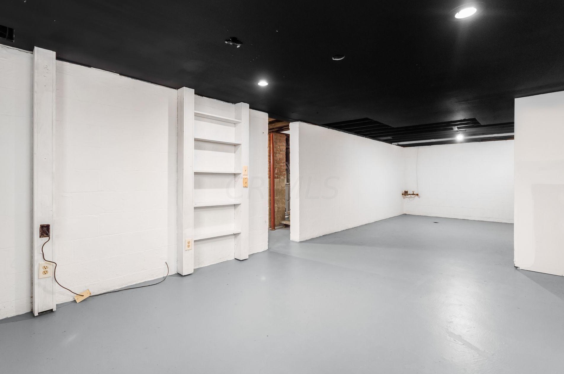 92 Kanawha Ave, Columbus OH 43214-1208 exterior