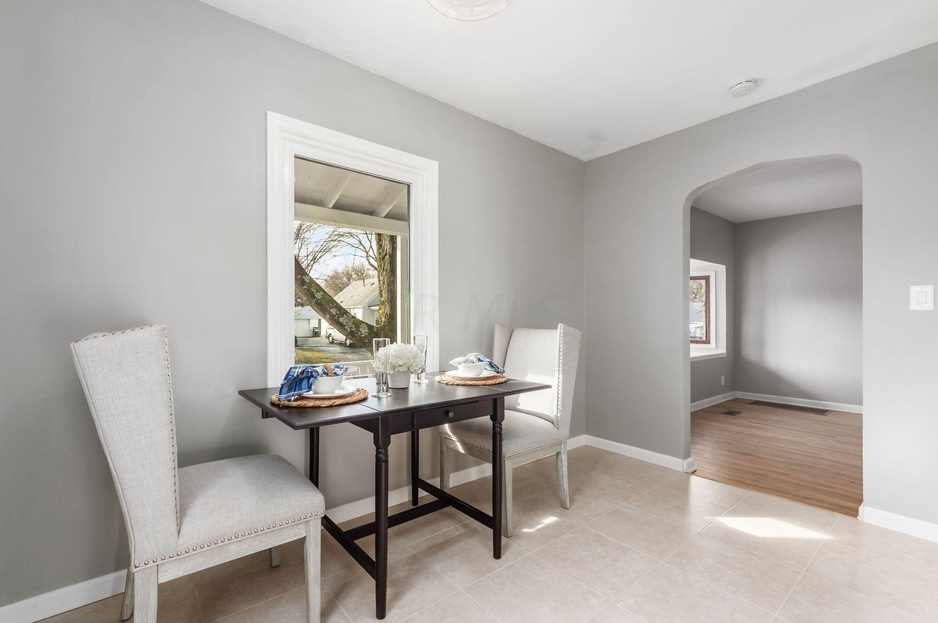 92 Kanawha Ave, Columbus OH 43214-1208 exterior