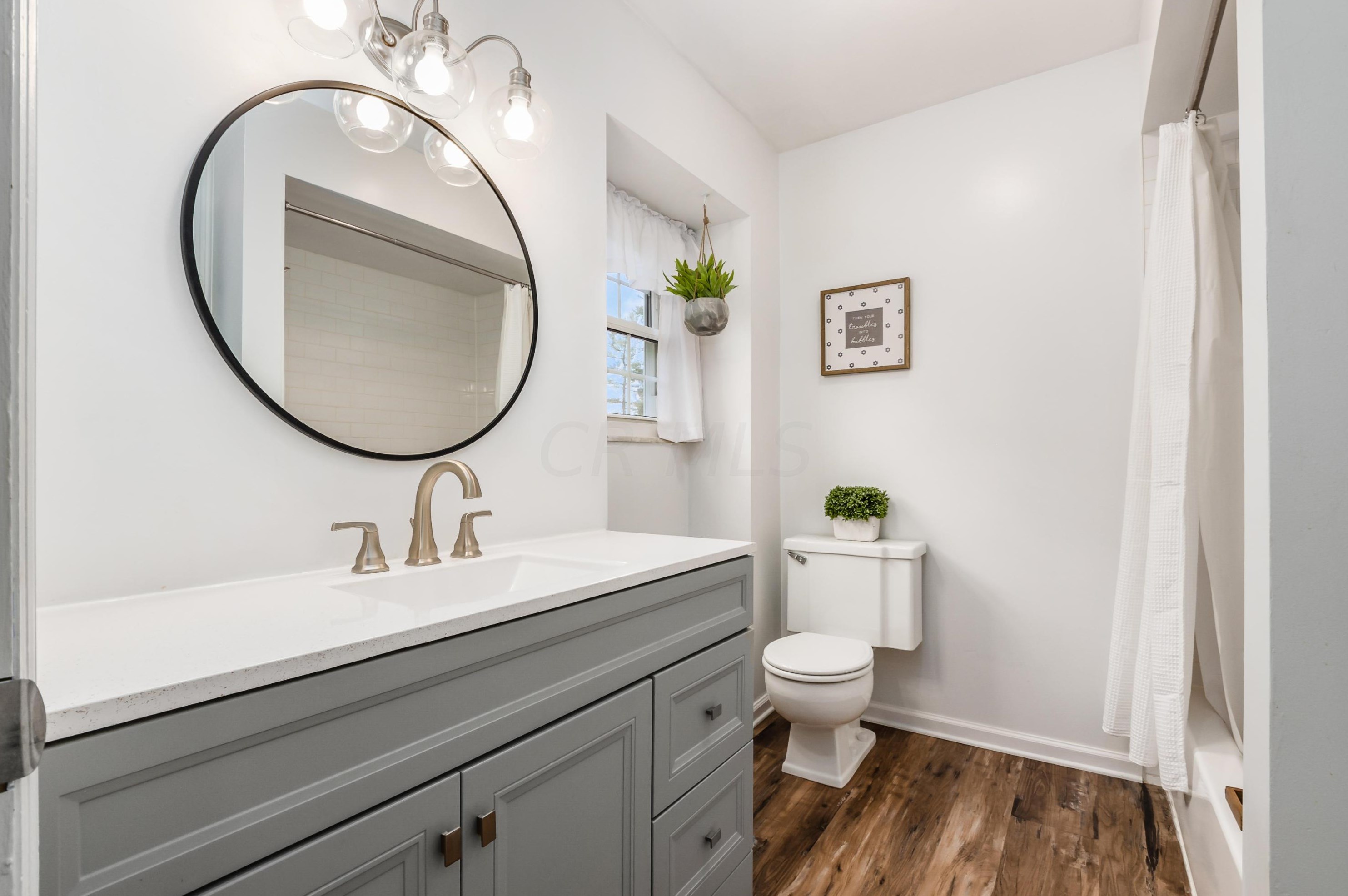 1358 Reymond Rd, Columbus OH exterior