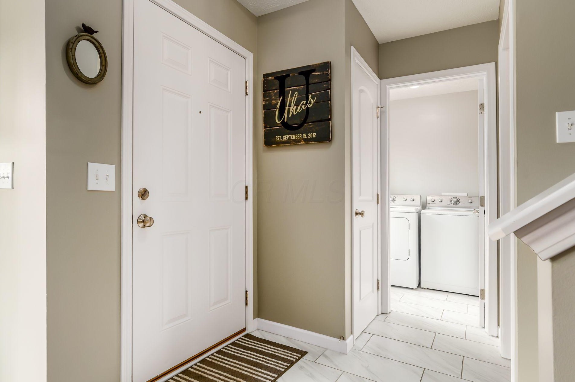 1444 Bellow Falls Pl, Columbus OH  43228-8936 exterior