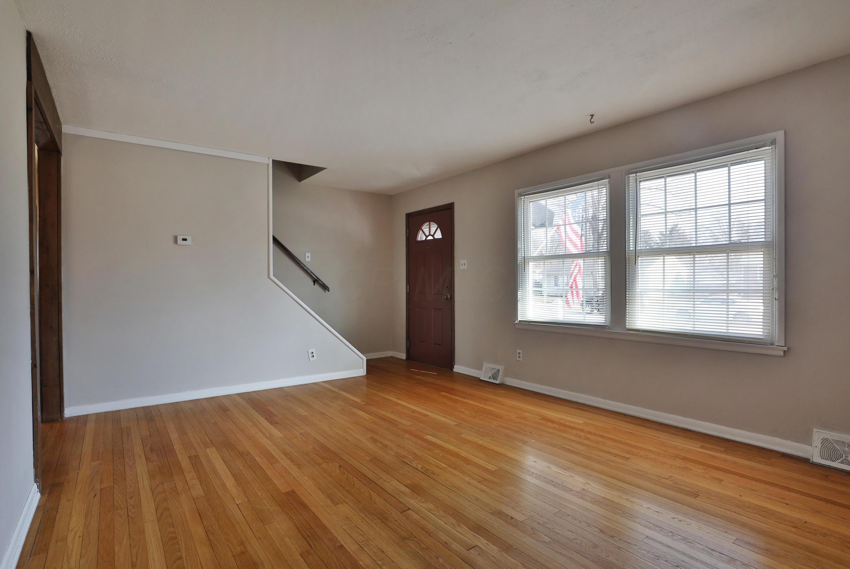 349 Danhurst Rd, Columbus OH 43228-1343 exterior