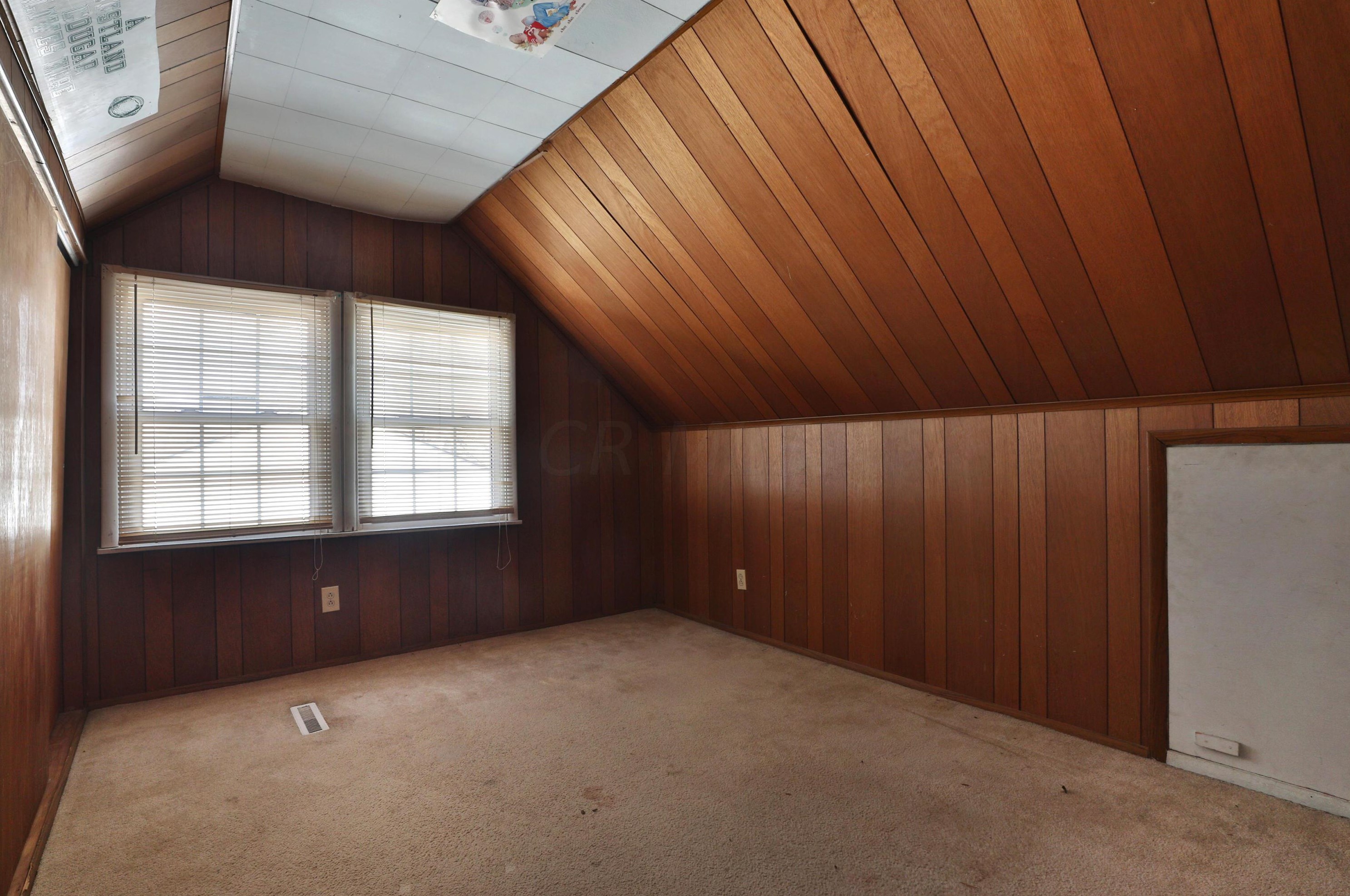 349 Danhurst Rd, Columbus OH 43228-1343 exterior