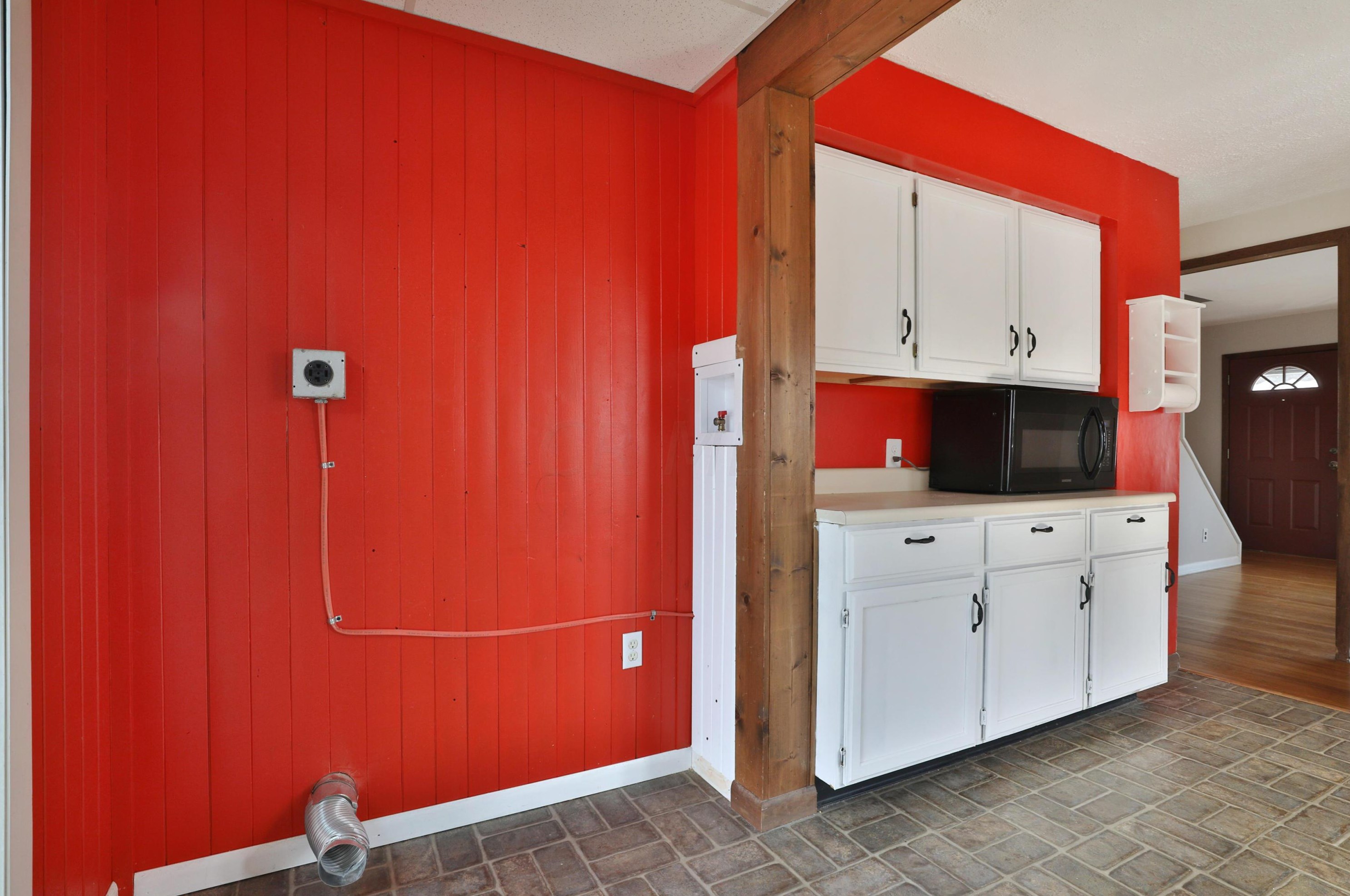 349 Danhurst Rd, Columbus OH 43228-1343 exterior