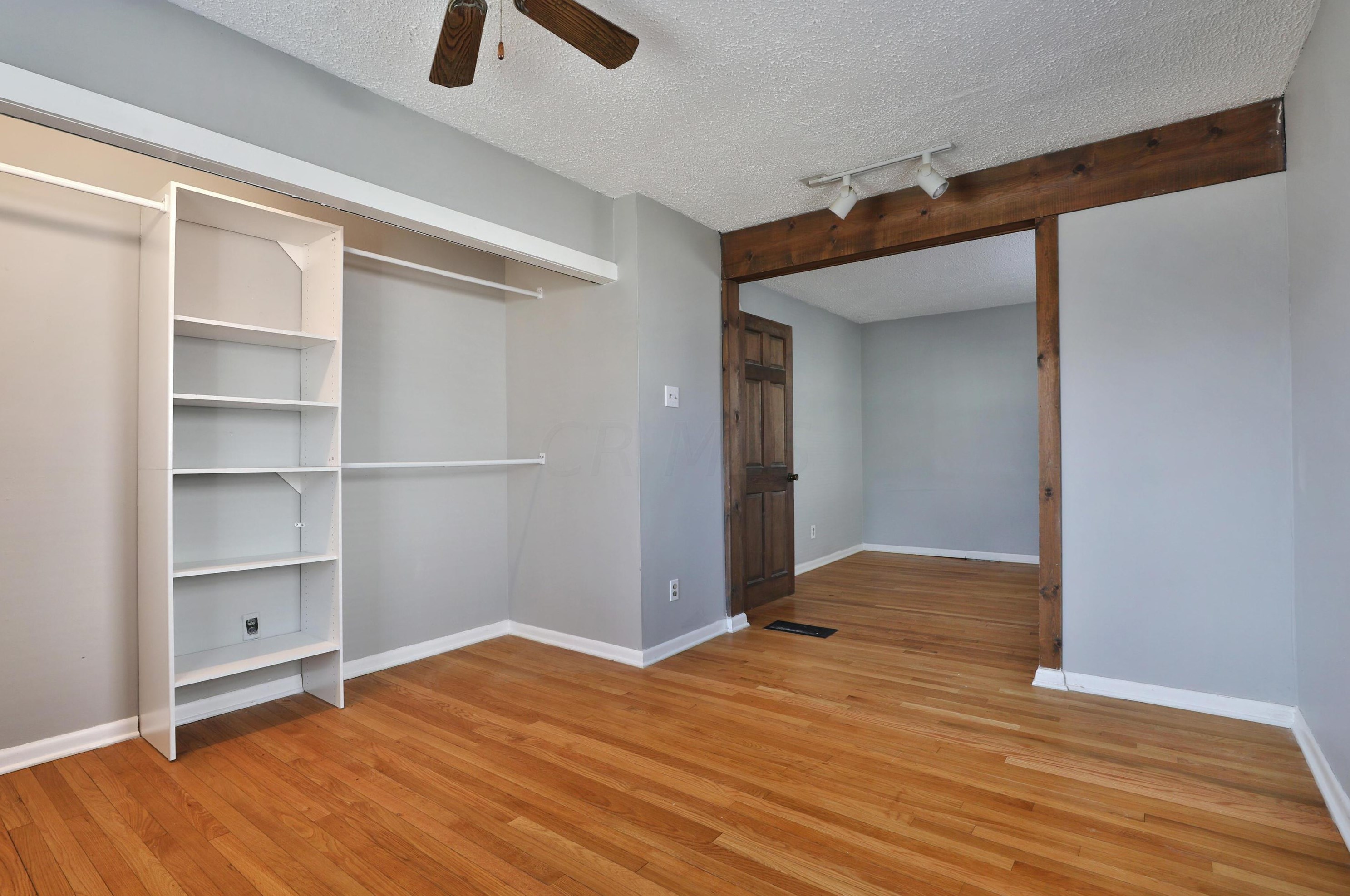 349 Danhurst Rd, Columbus OH 43228-1343 exterior