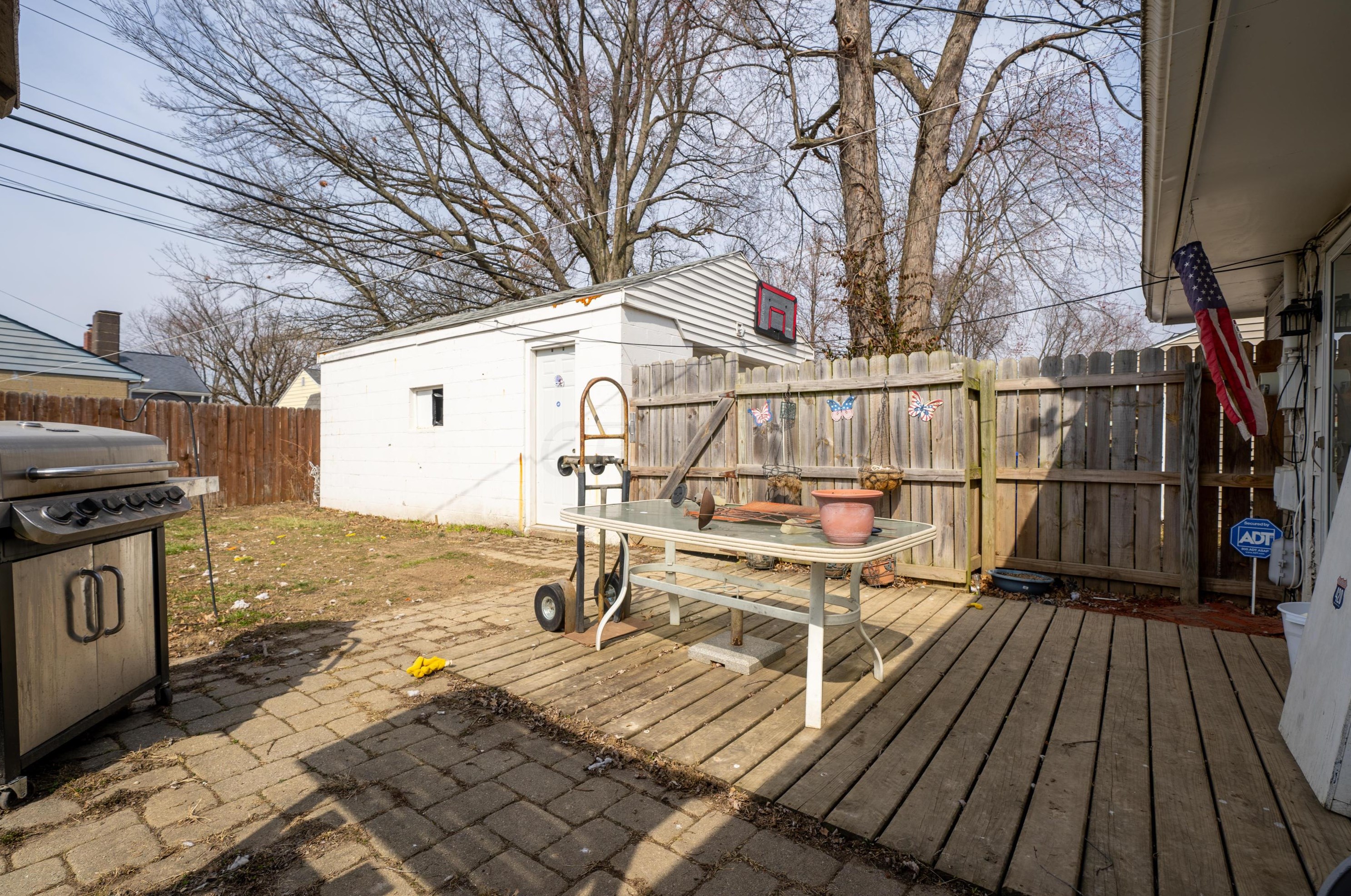 3597 Gerbert Rd, Columbus OH 43224-3408 exterior