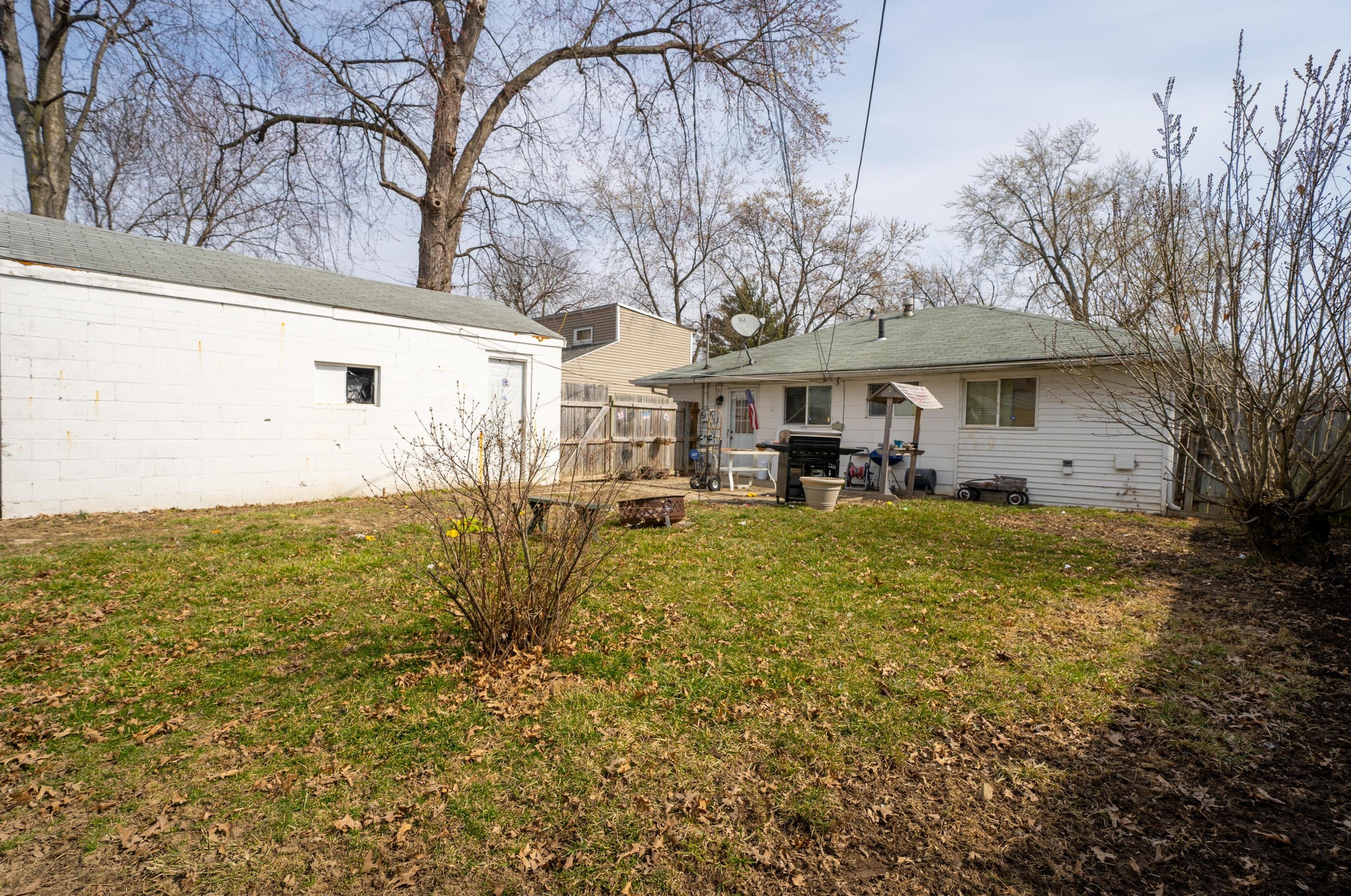 3597 Gerbert Rd, Columbus OH 43224-3408 exterior