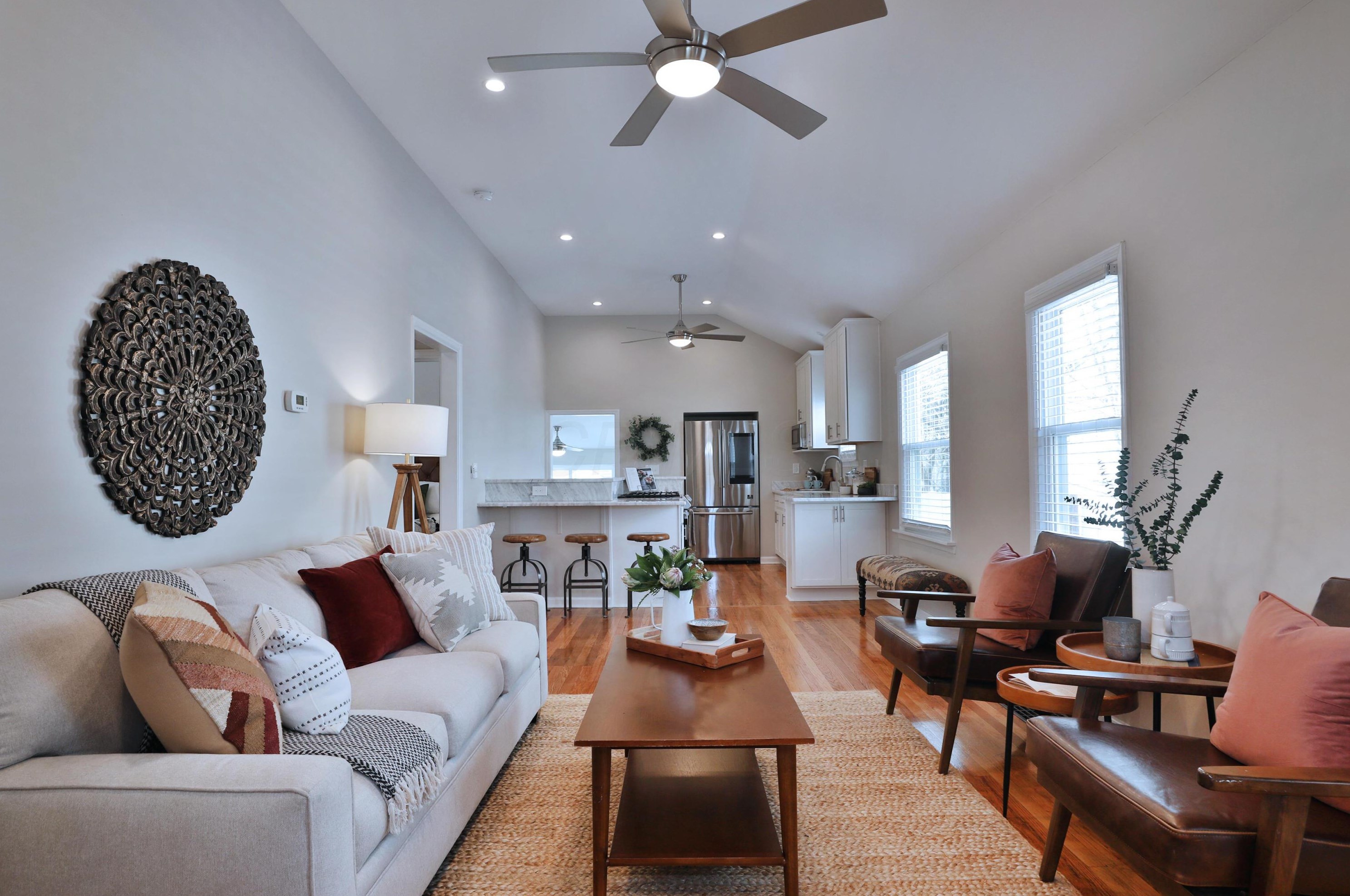 251 Jeffrey Pl, Columbus OH 43214-1706 exterior