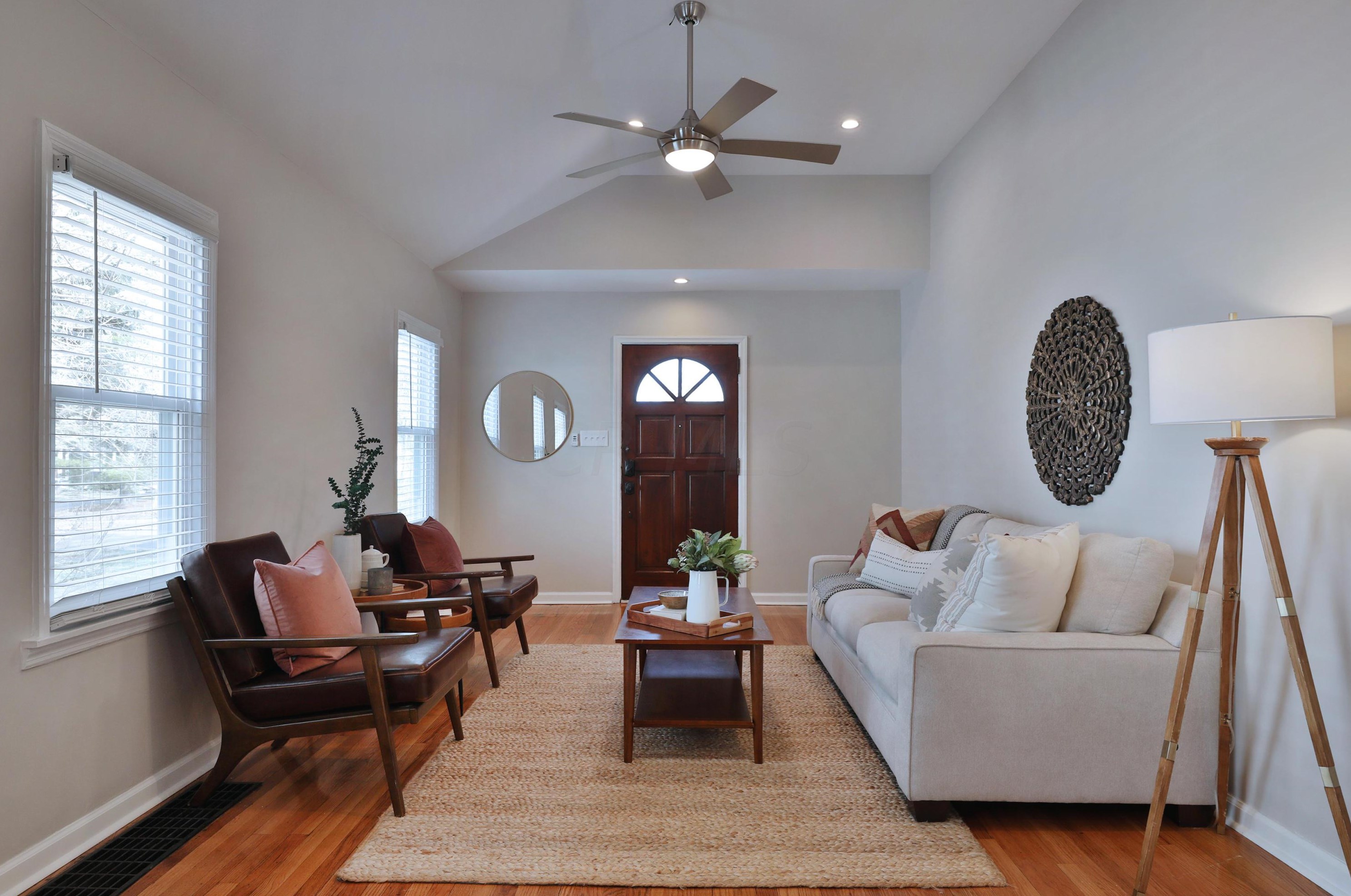 251 Jeffrey Pl, Columbus OH 43214-1706 exterior