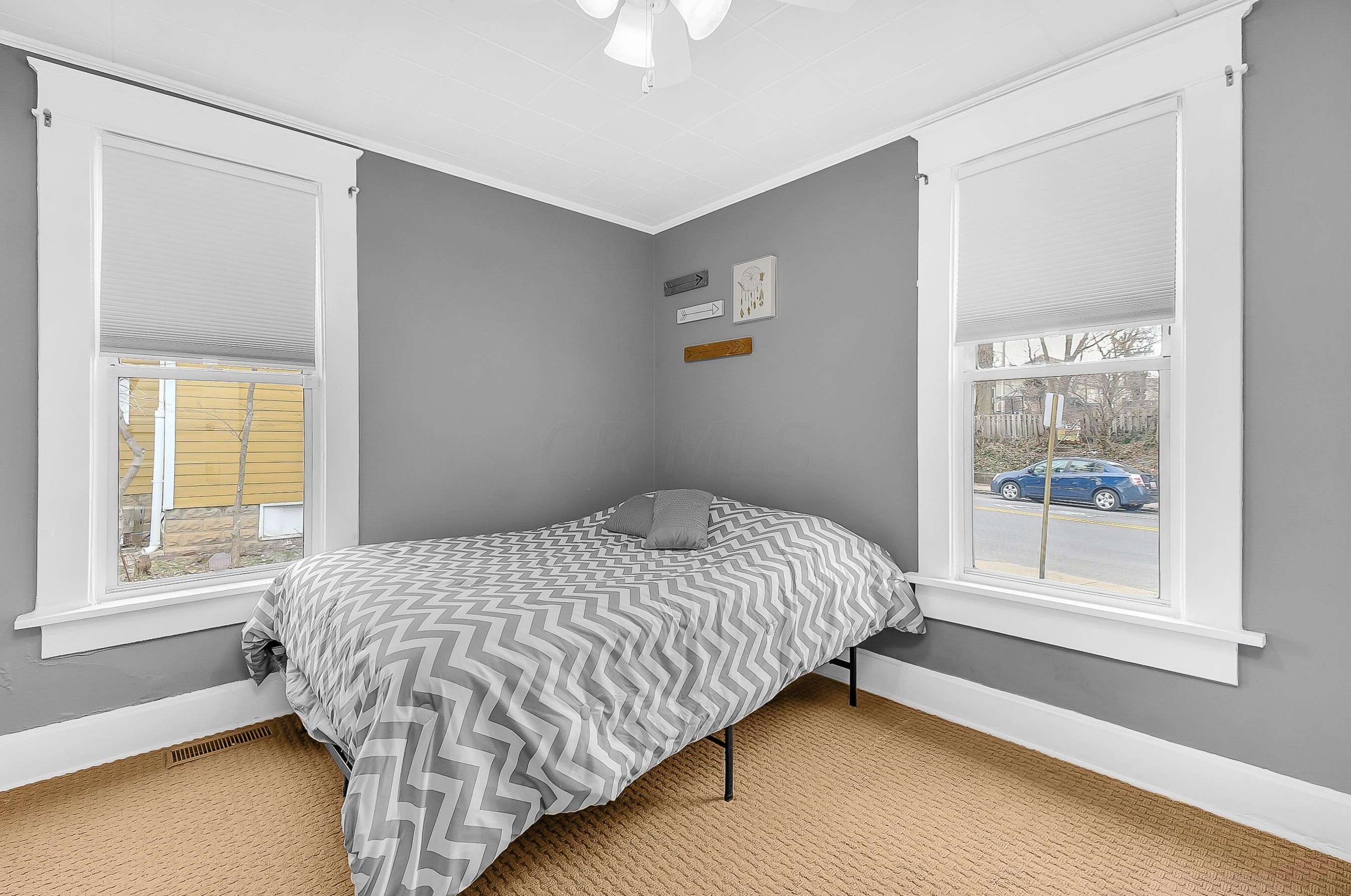 102 Blake Ave, Columbus OH 43202-2908 exterior