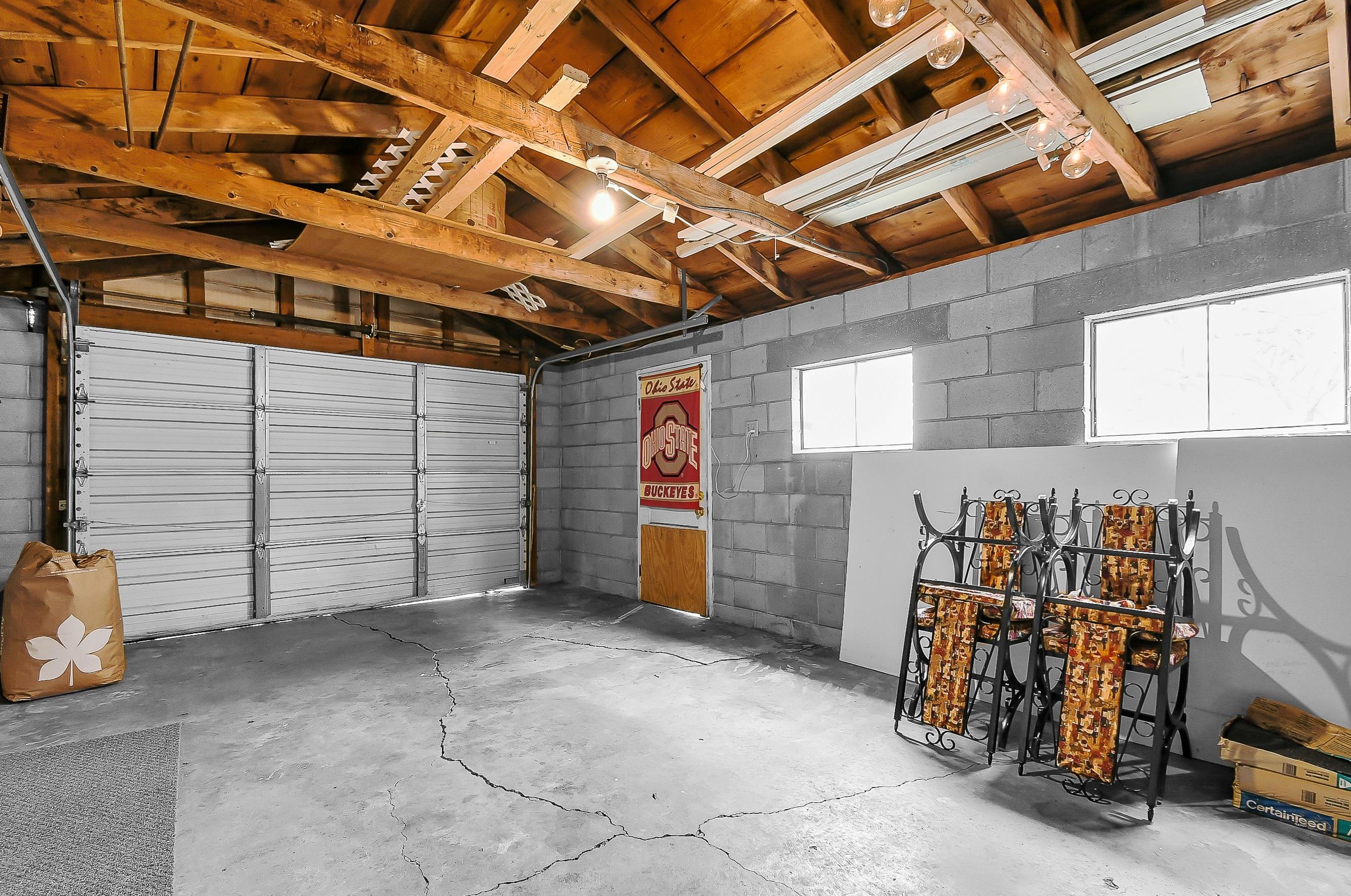 102 Blake Ave, Columbus OH 43202-2908 exterior