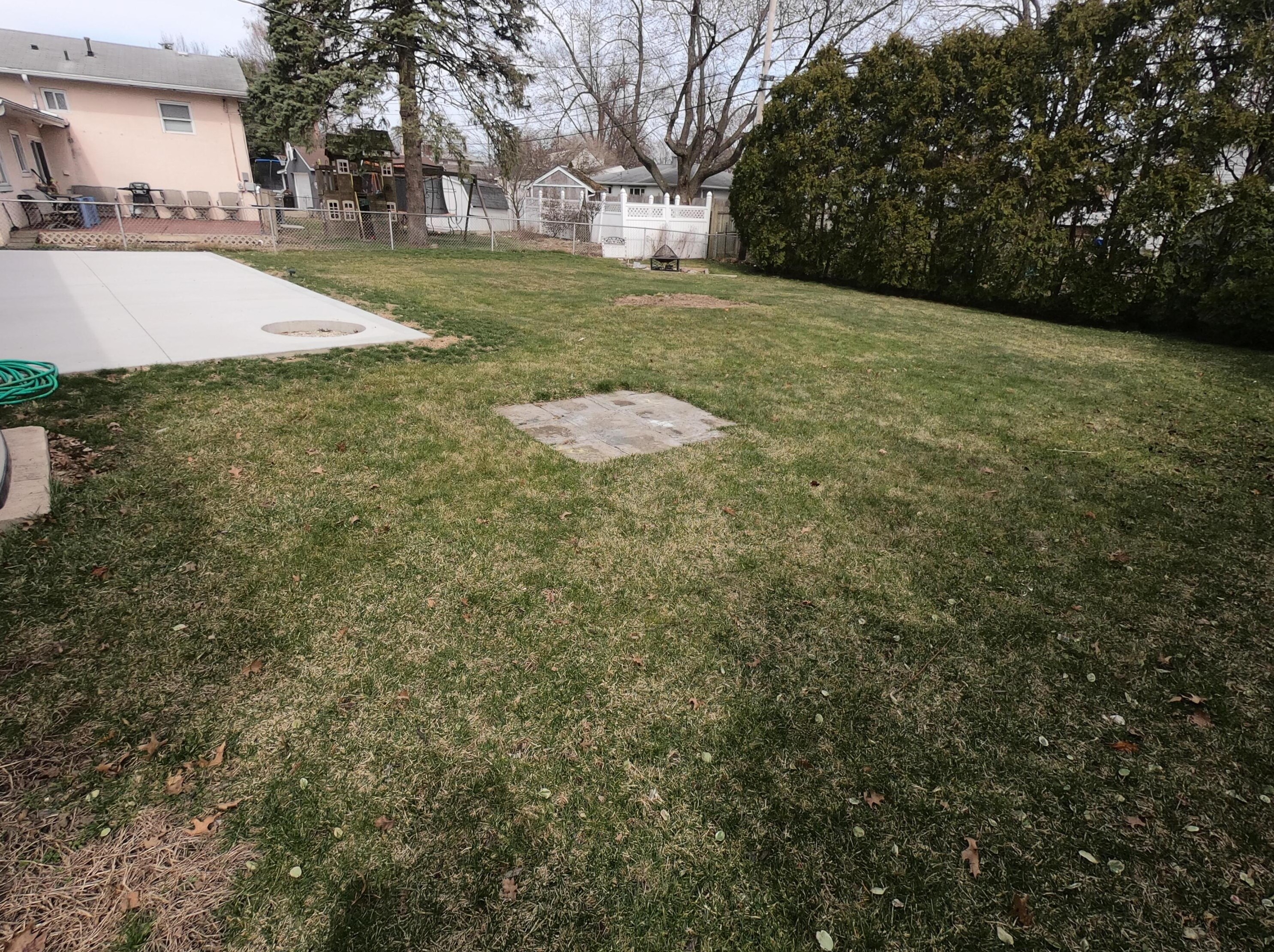 5460 Sandalwood Blvd, Columbus OH 43229-4475 exterior