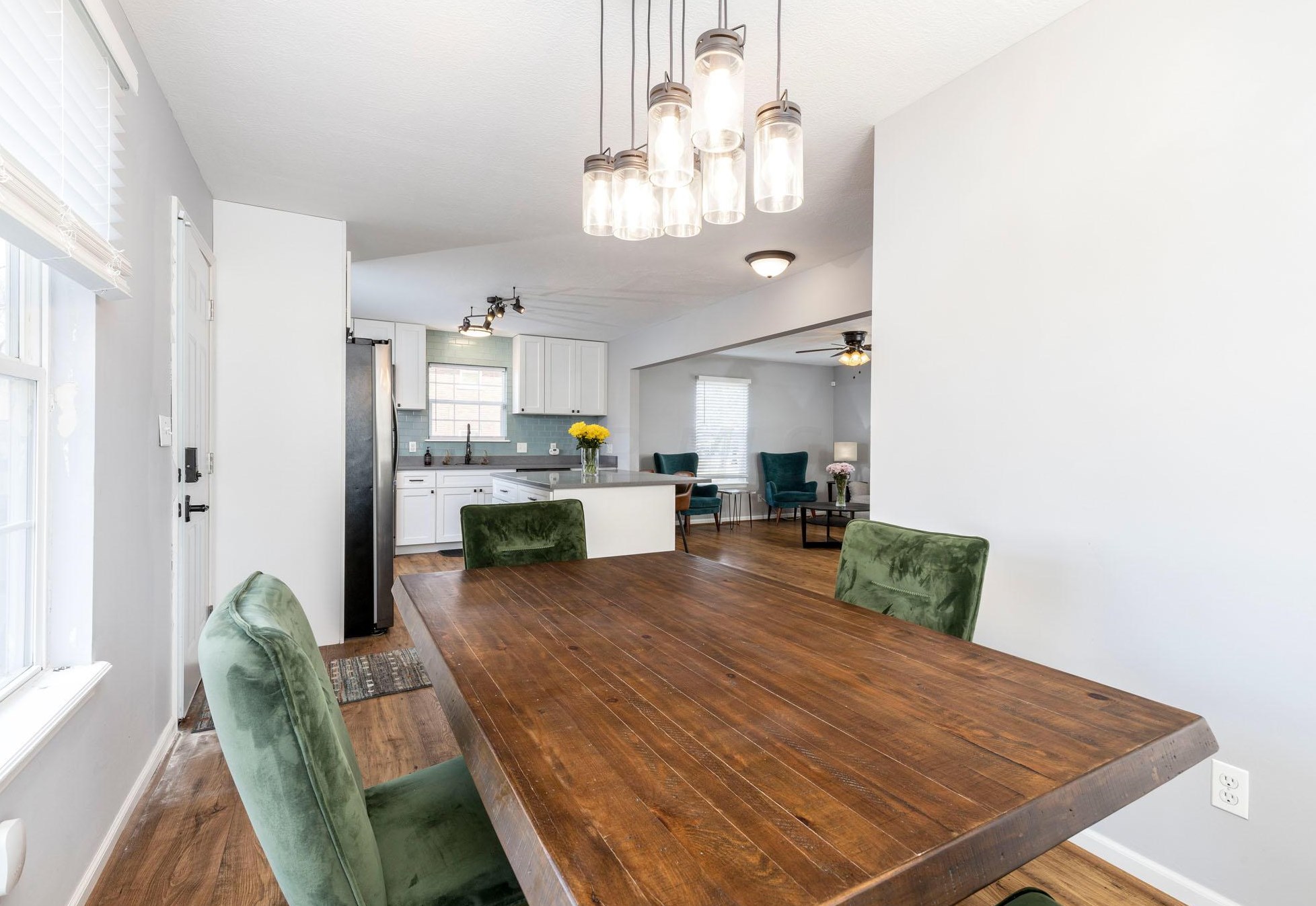 437 Taylor Ave, Columbus OH 43203-1227 exterior