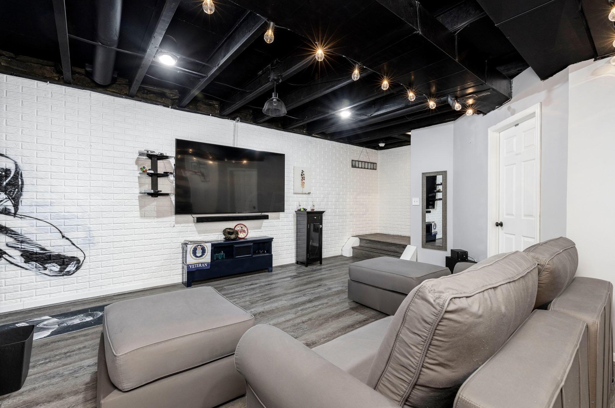 437 Taylor Ave, Columbus OH 43203-1227 exterior